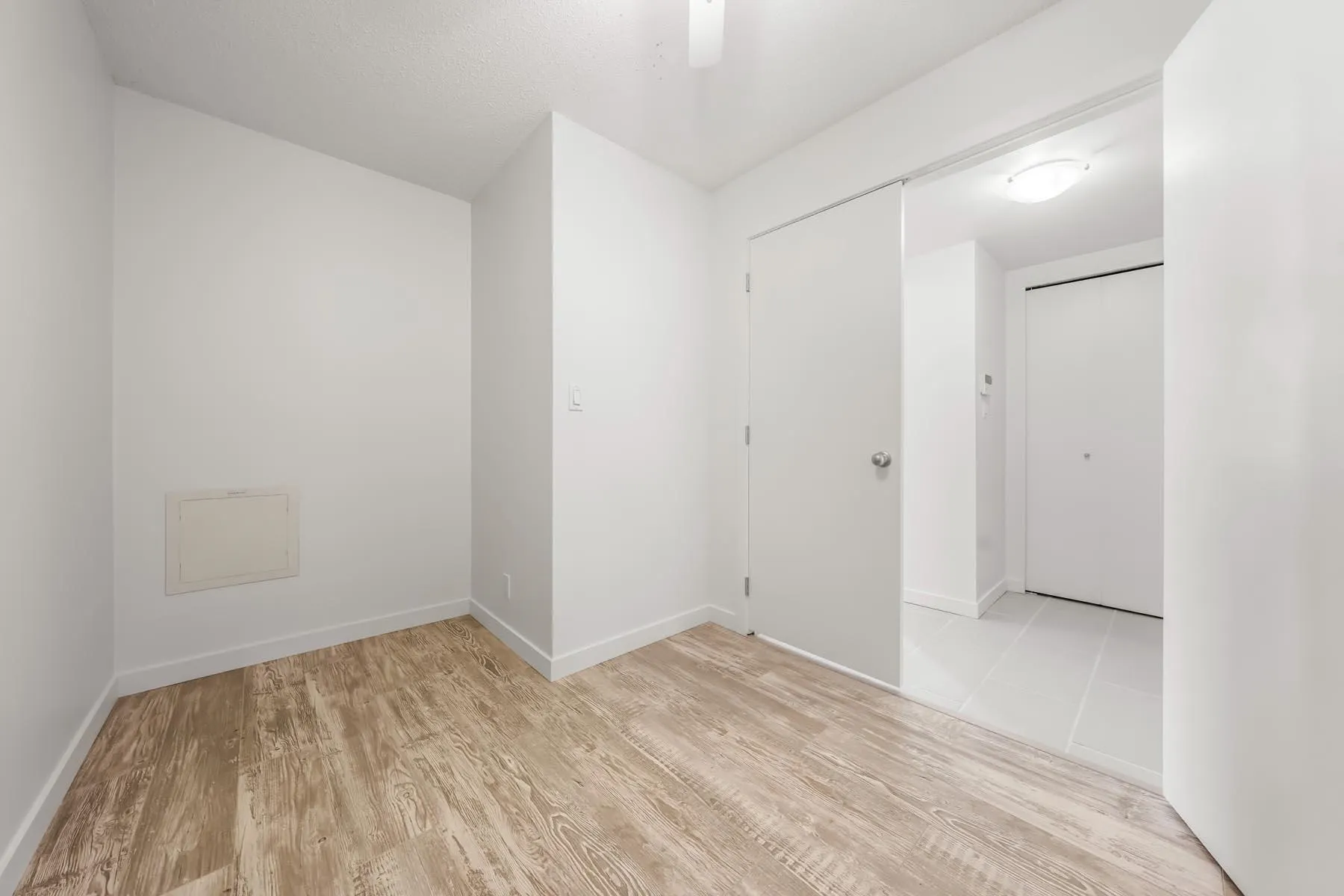 813 Agnes Street #601