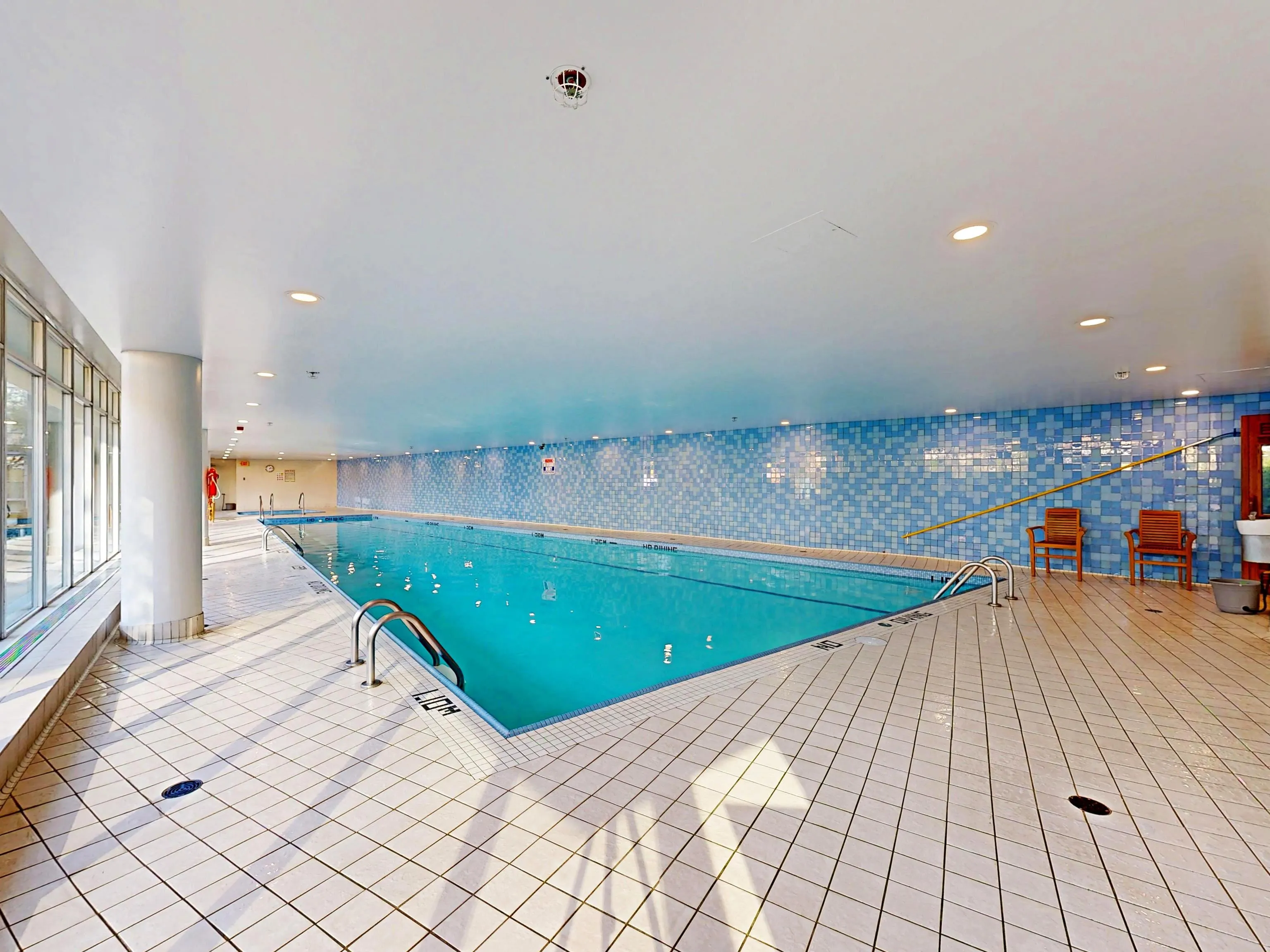 1033 Marinaside Crescent #2706
