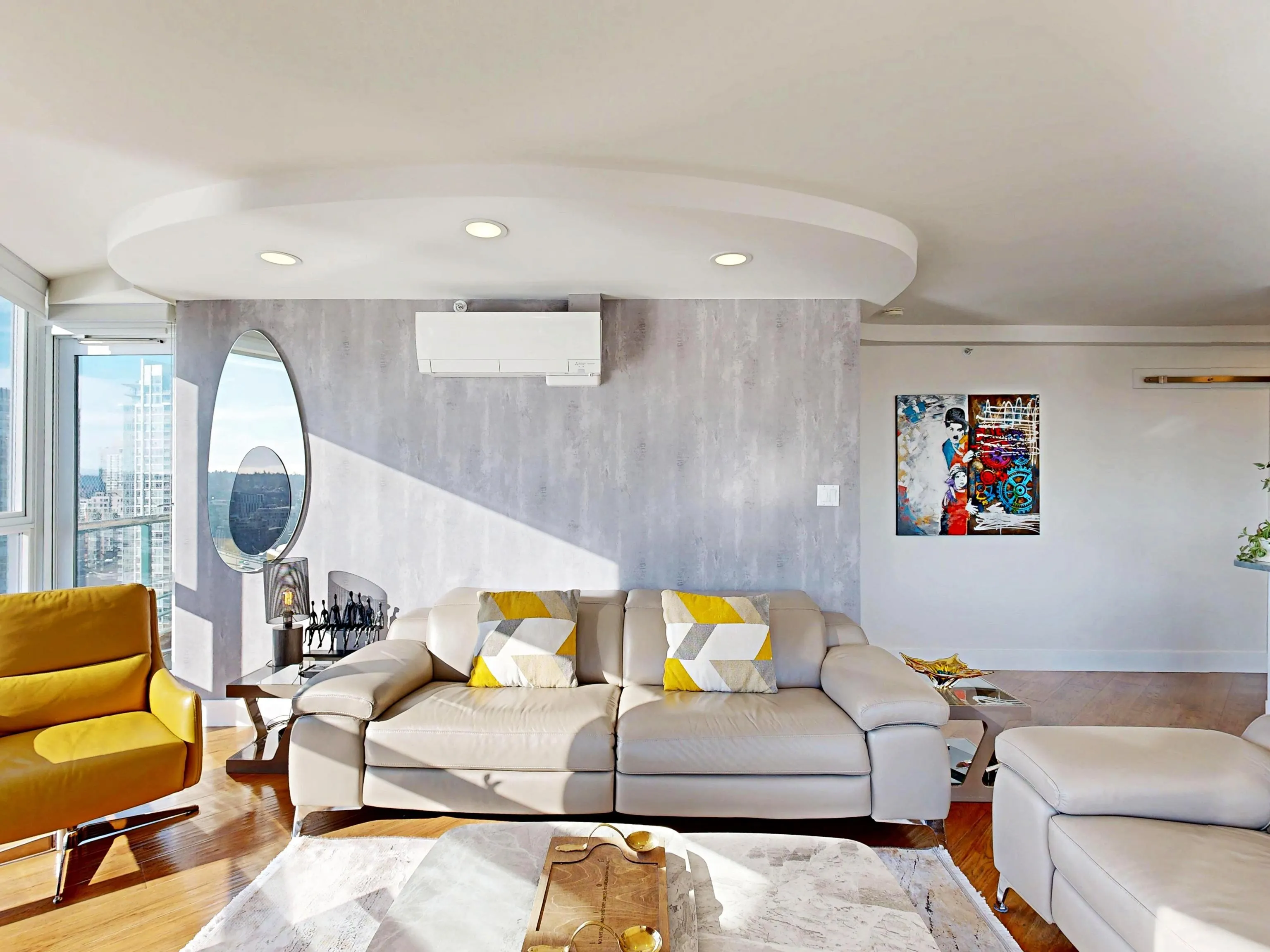 1033 Marinaside Crescent #2706