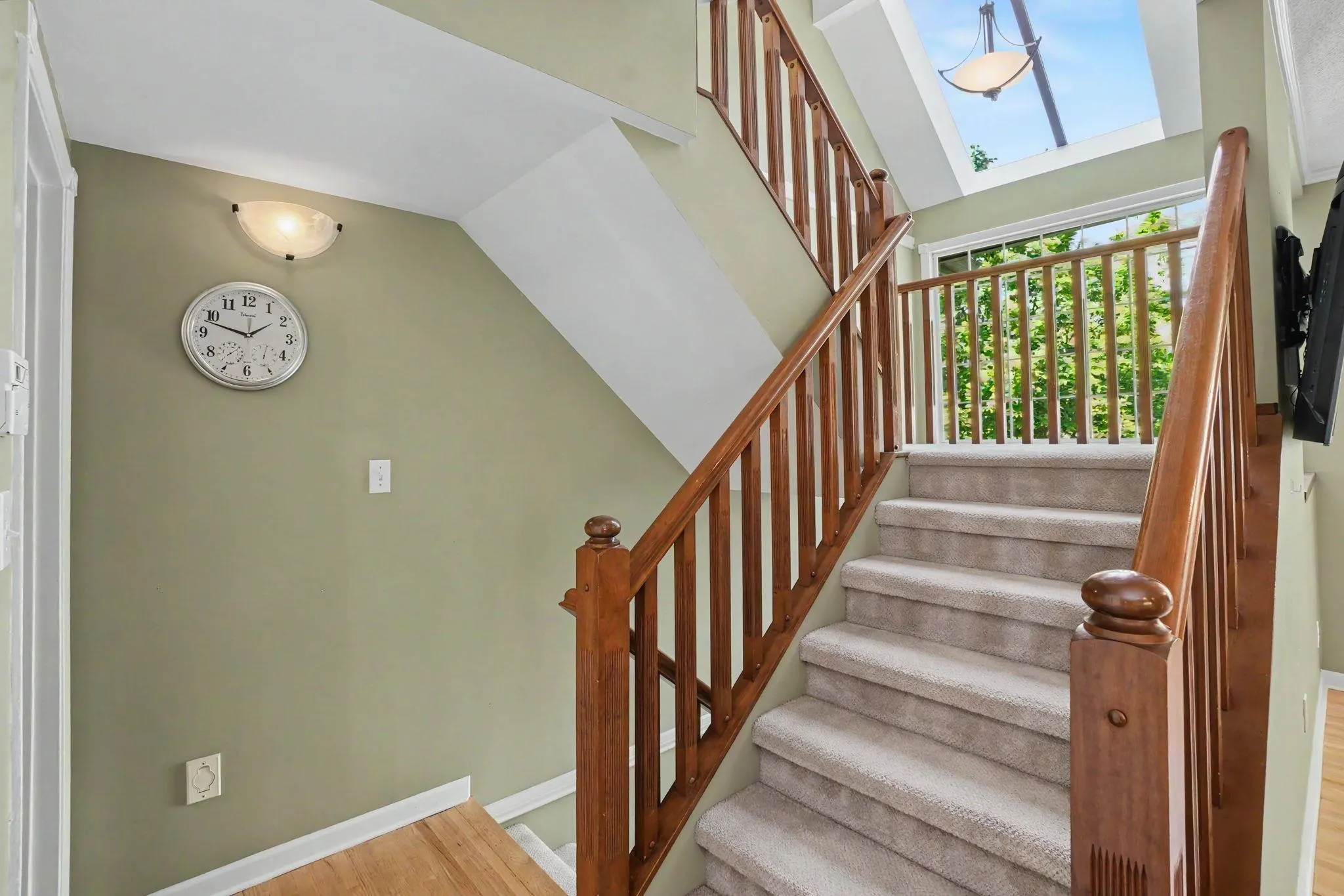 1868 W 15th Avenue