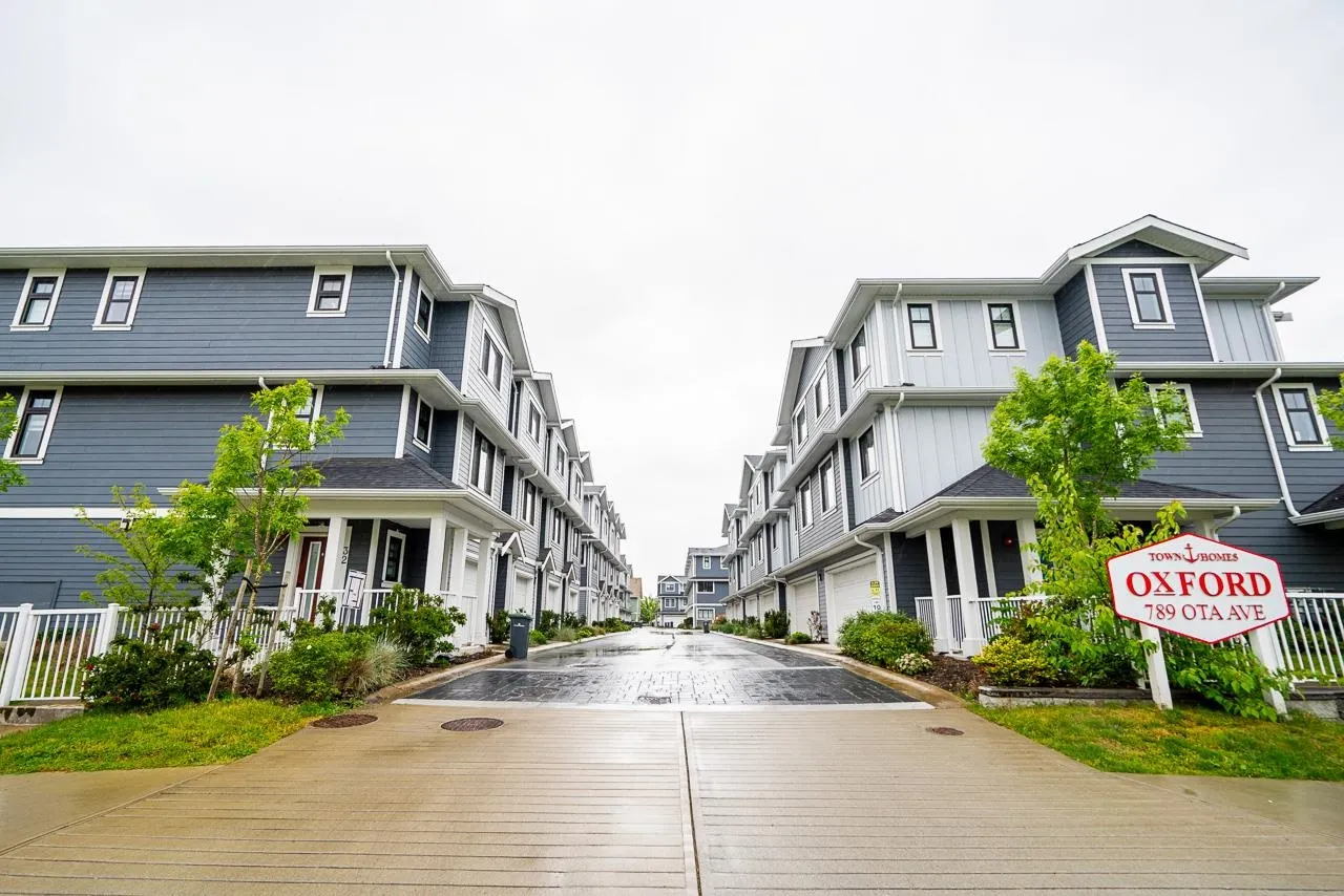 789 Ota Avenue #4