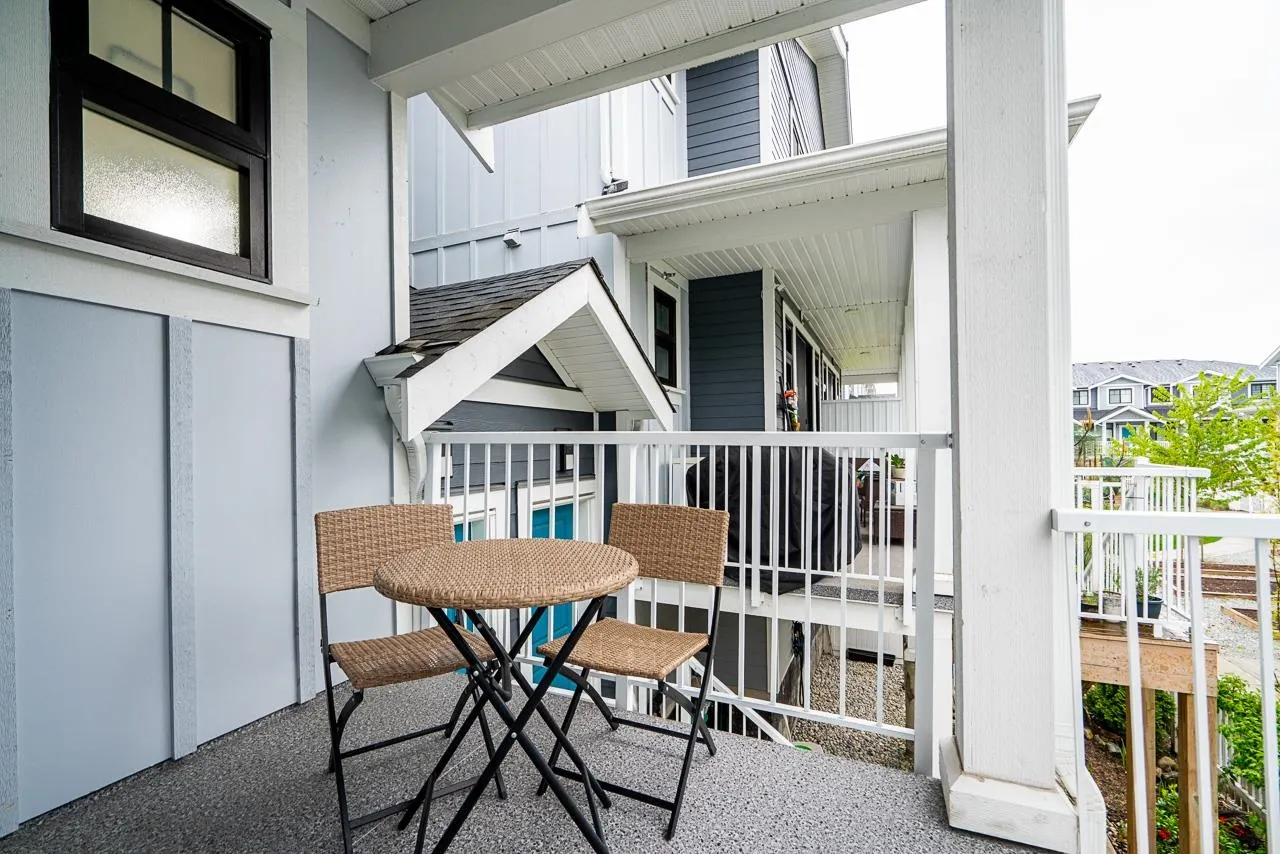 789 Ota Avenue #4