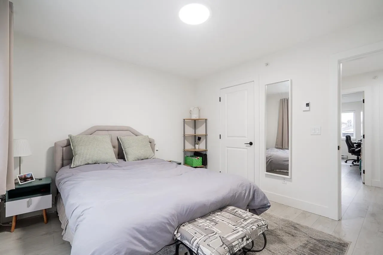 789 Ota Avenue #4