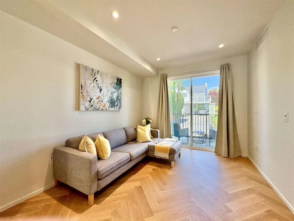 805 W 49th Avenue #173