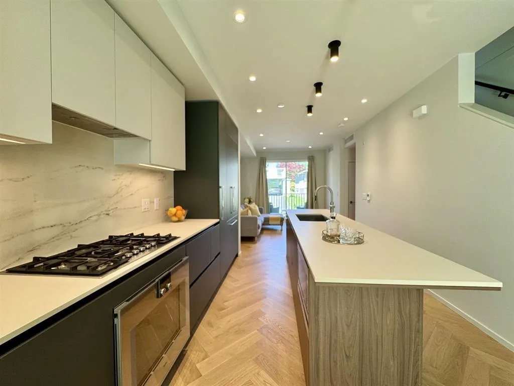805 W 49th Avenue #173