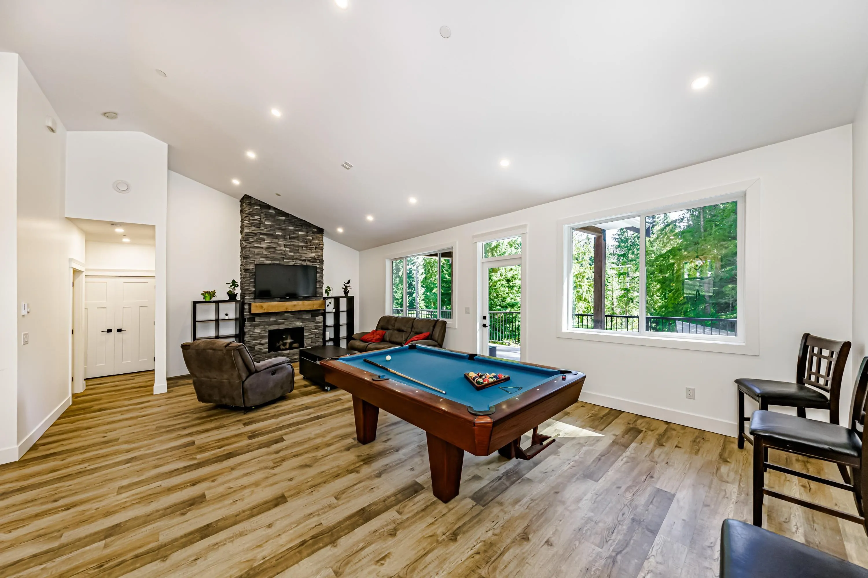 10062 Charlong Terrace