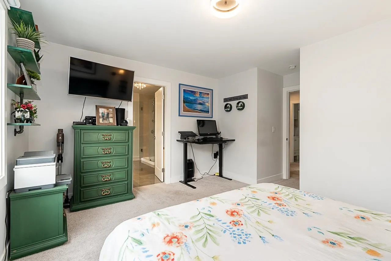 5377 8a Avenue #26