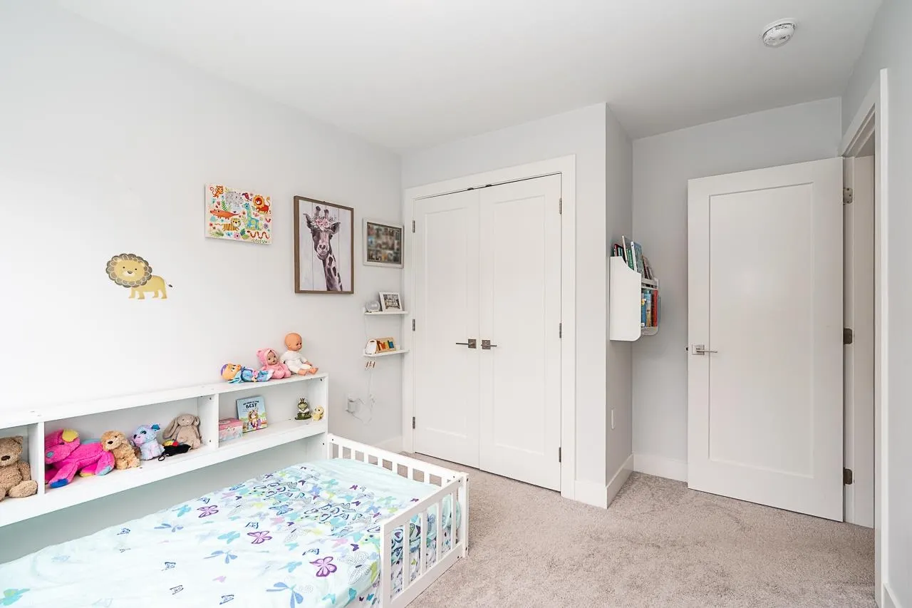 5377 8a Avenue #26
