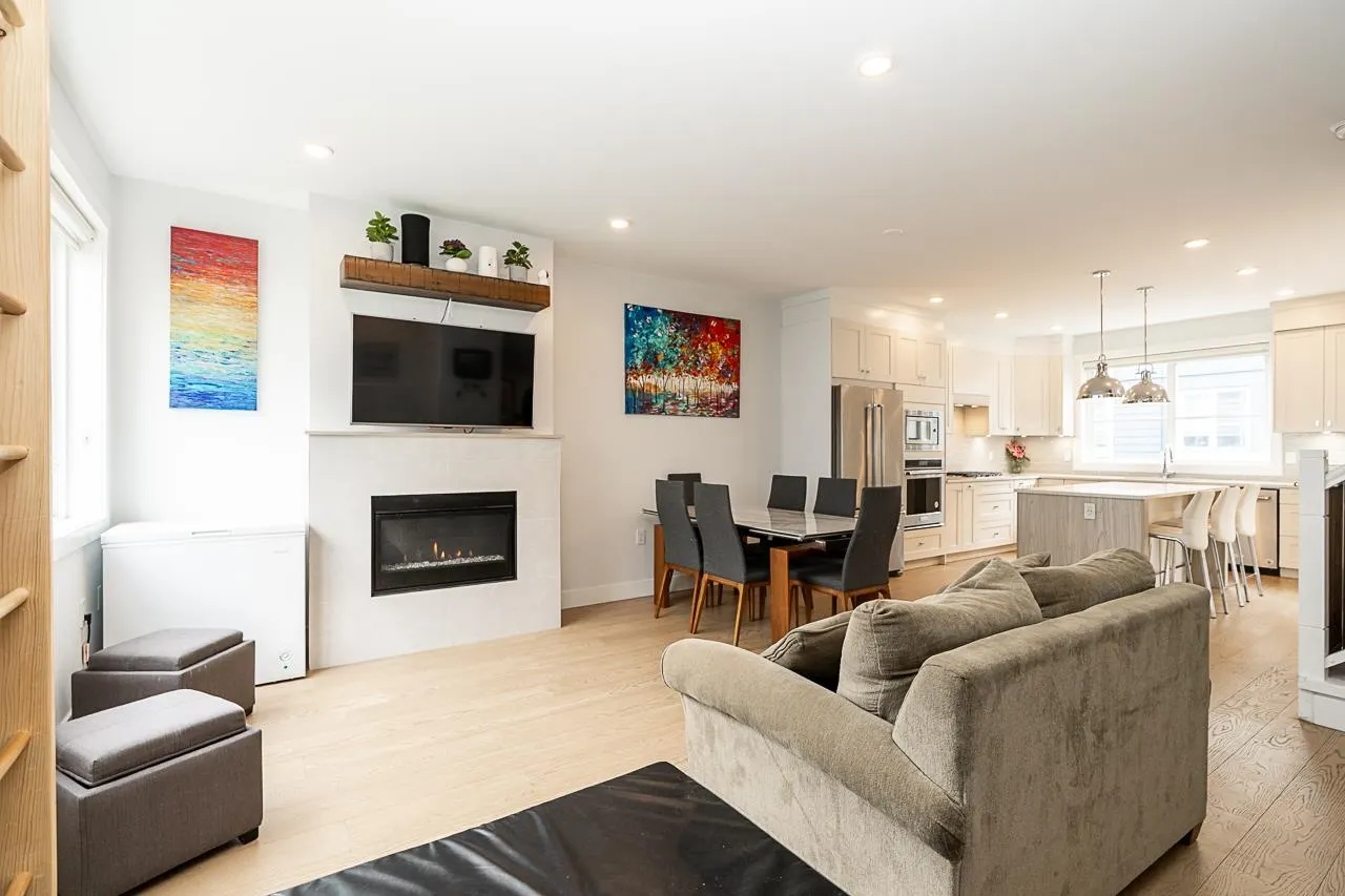 5377 8a Avenue #26