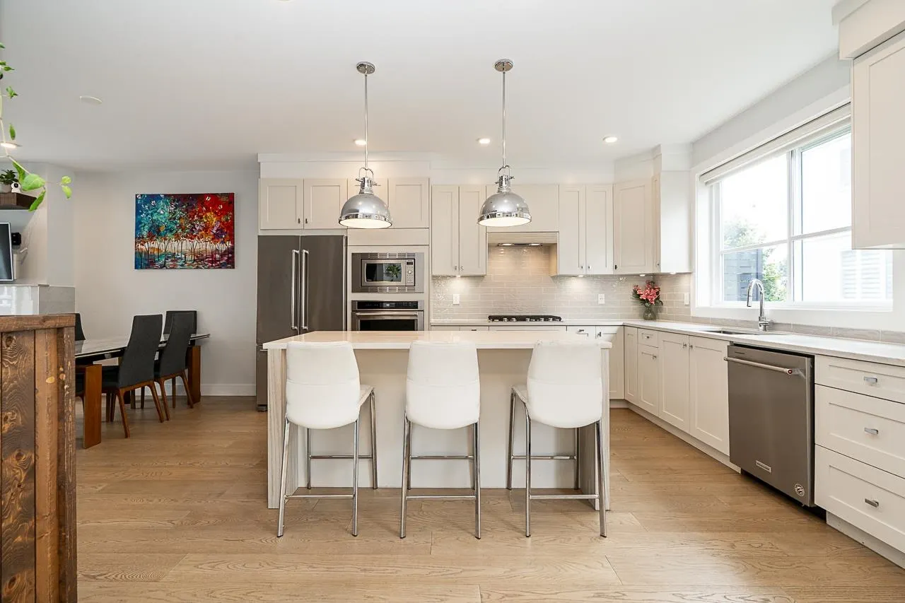 5377 8a Avenue #26