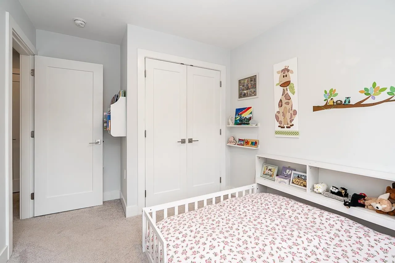 5377 8a Avenue #26