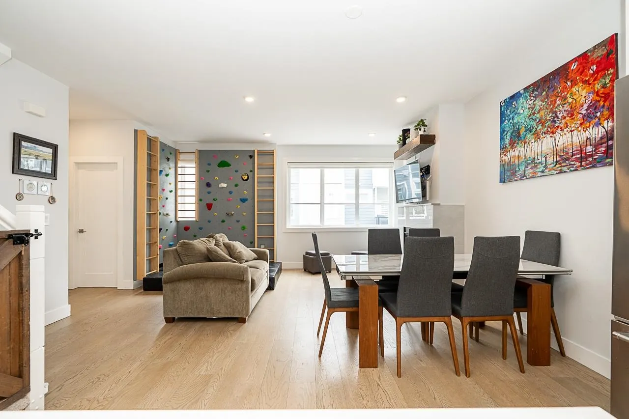 5377 8a Avenue #26