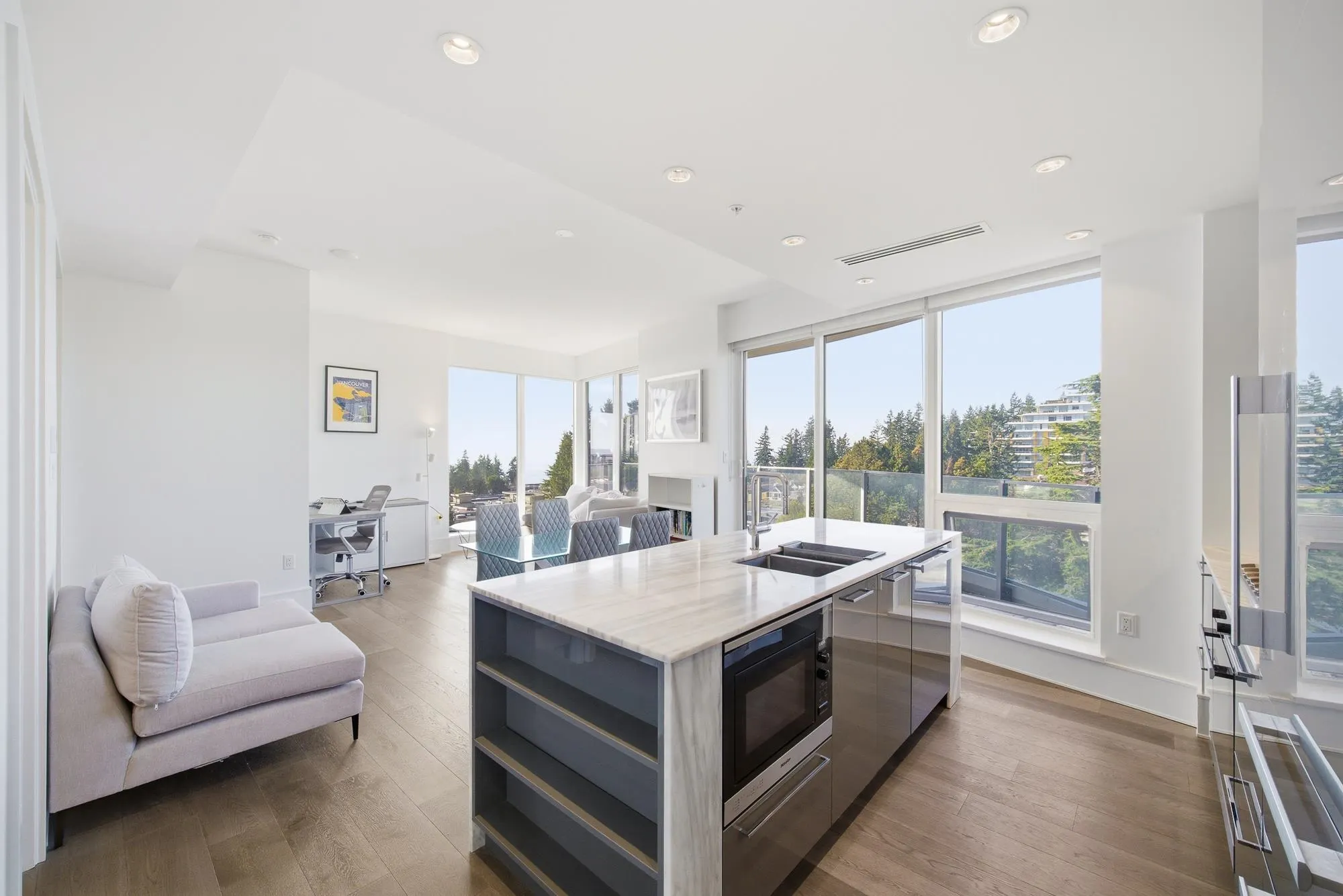 1500 Martin Street #602