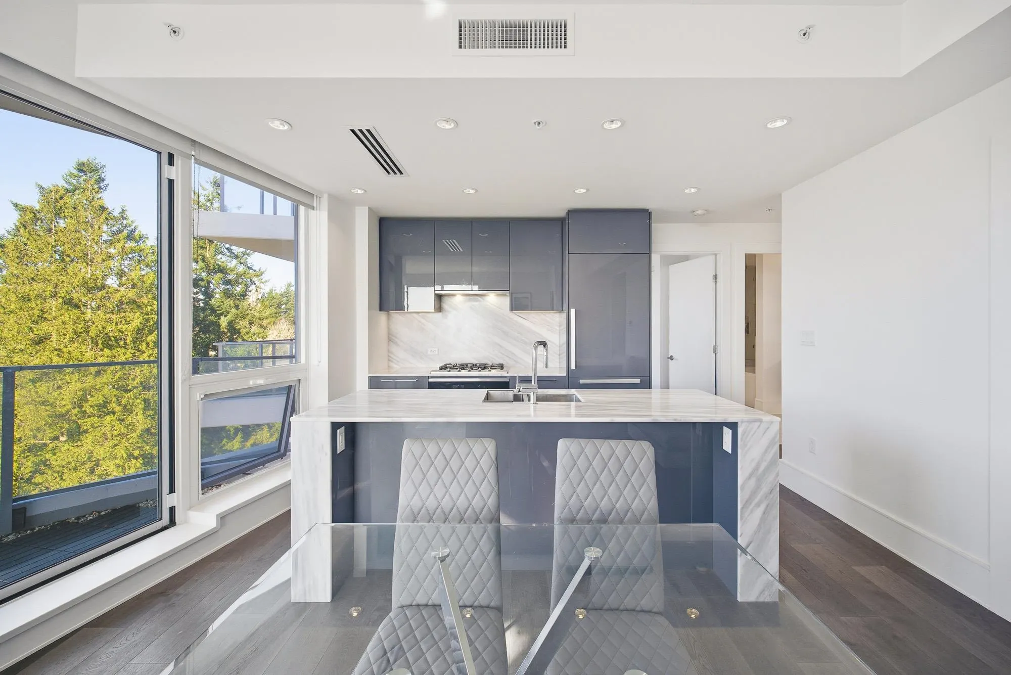 1500 Martin Street #602