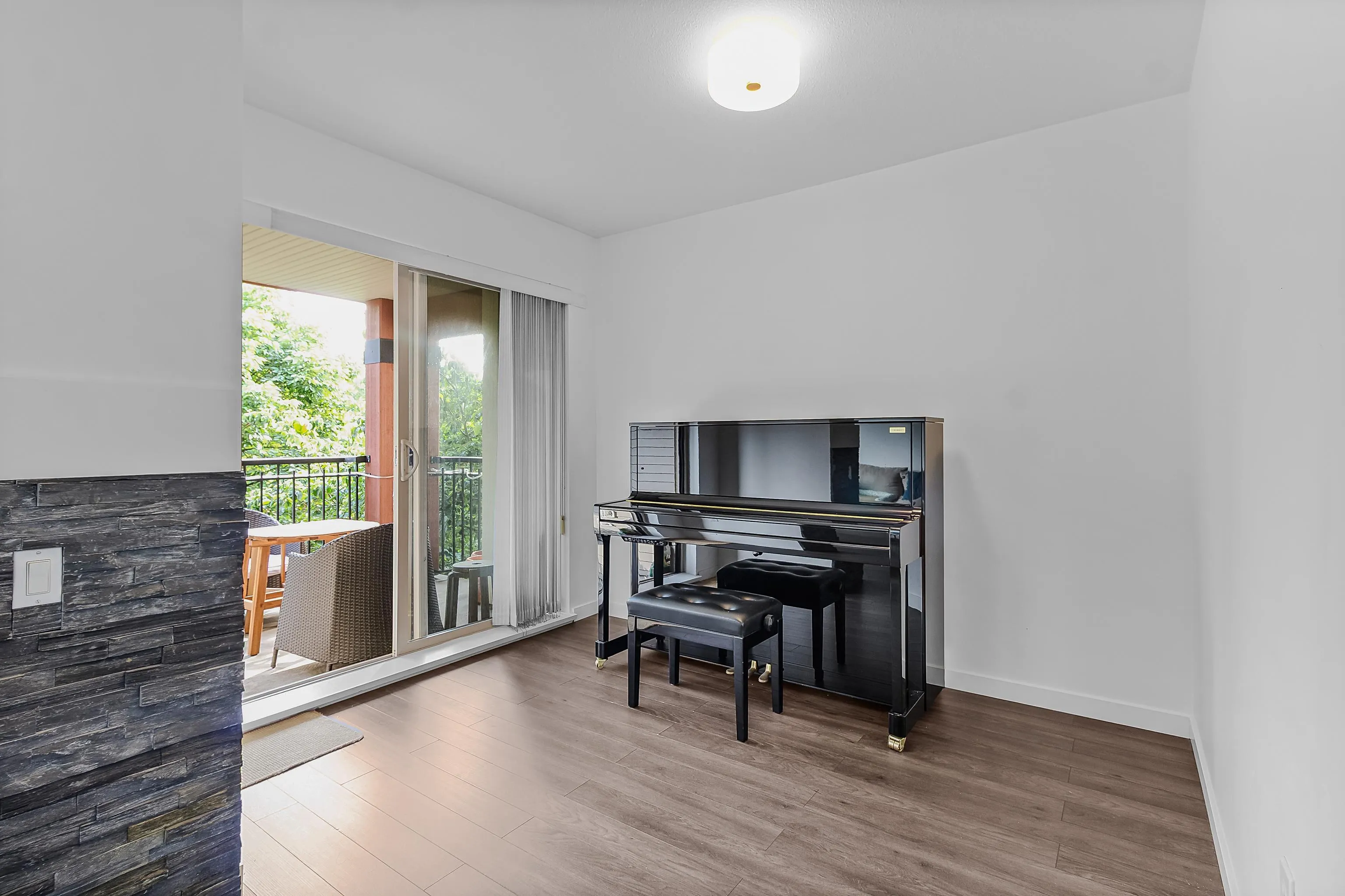200 Klahanie Drive #309