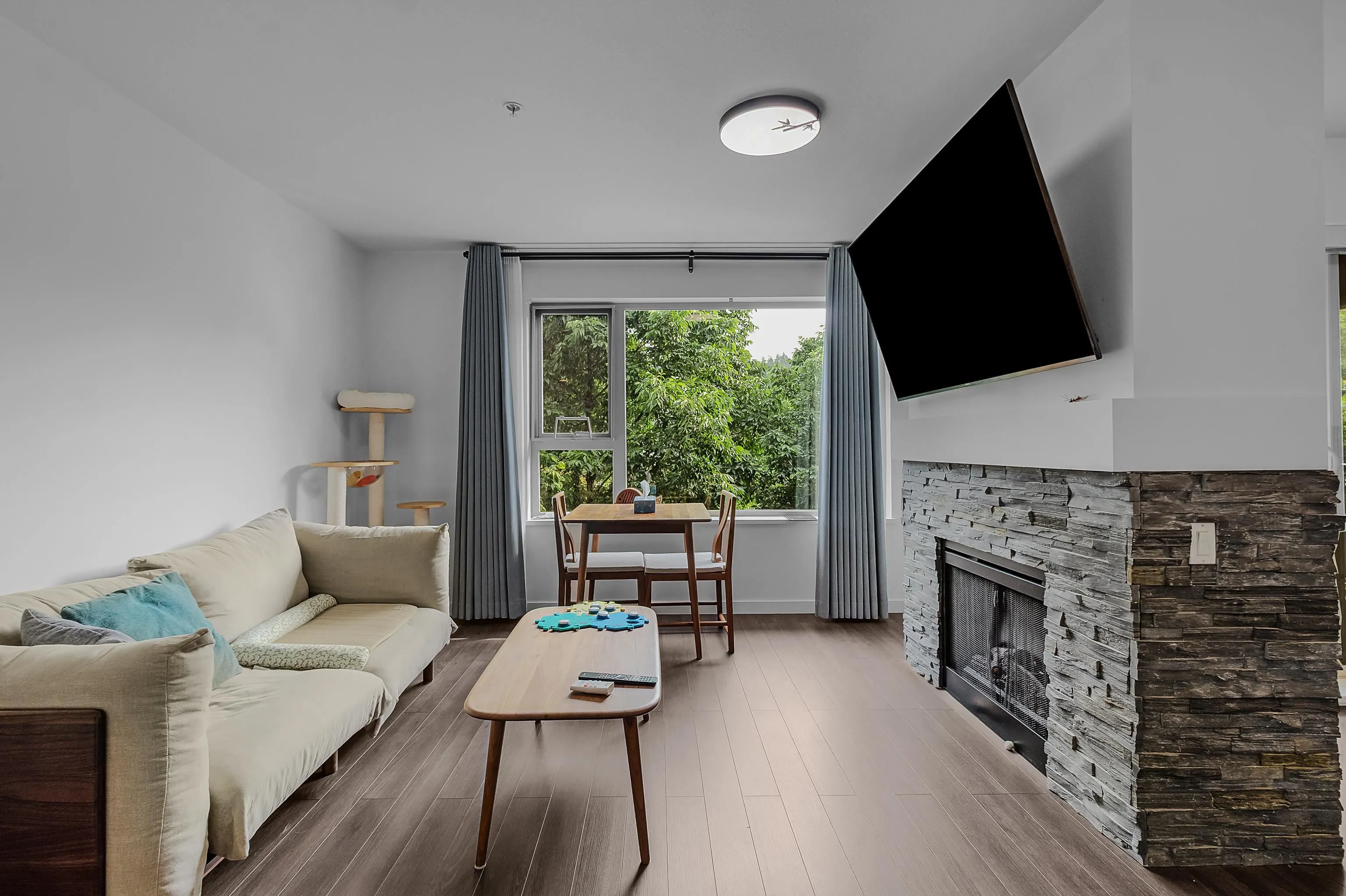 200 Klahanie Drive #309