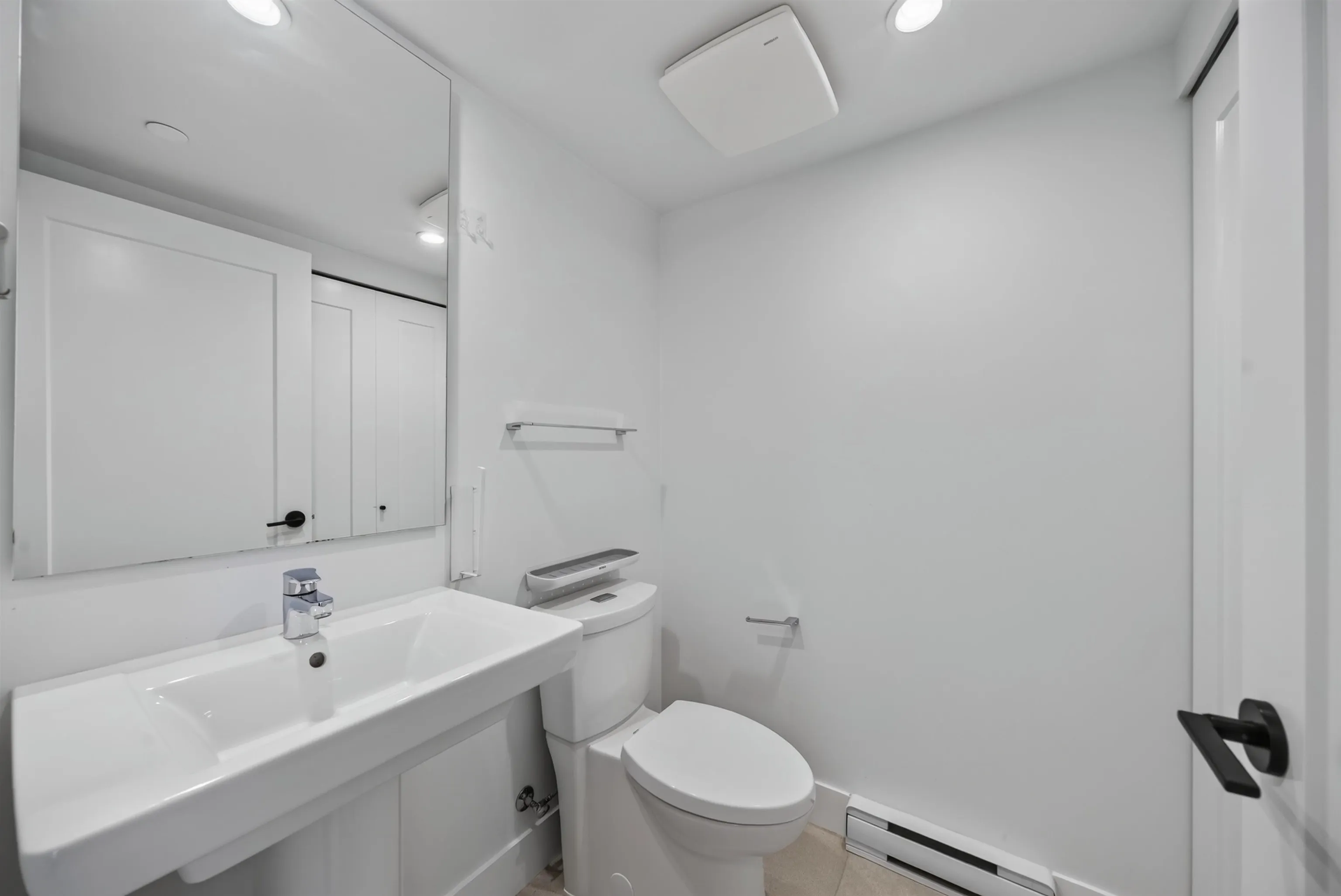 4716 Orca Way #18