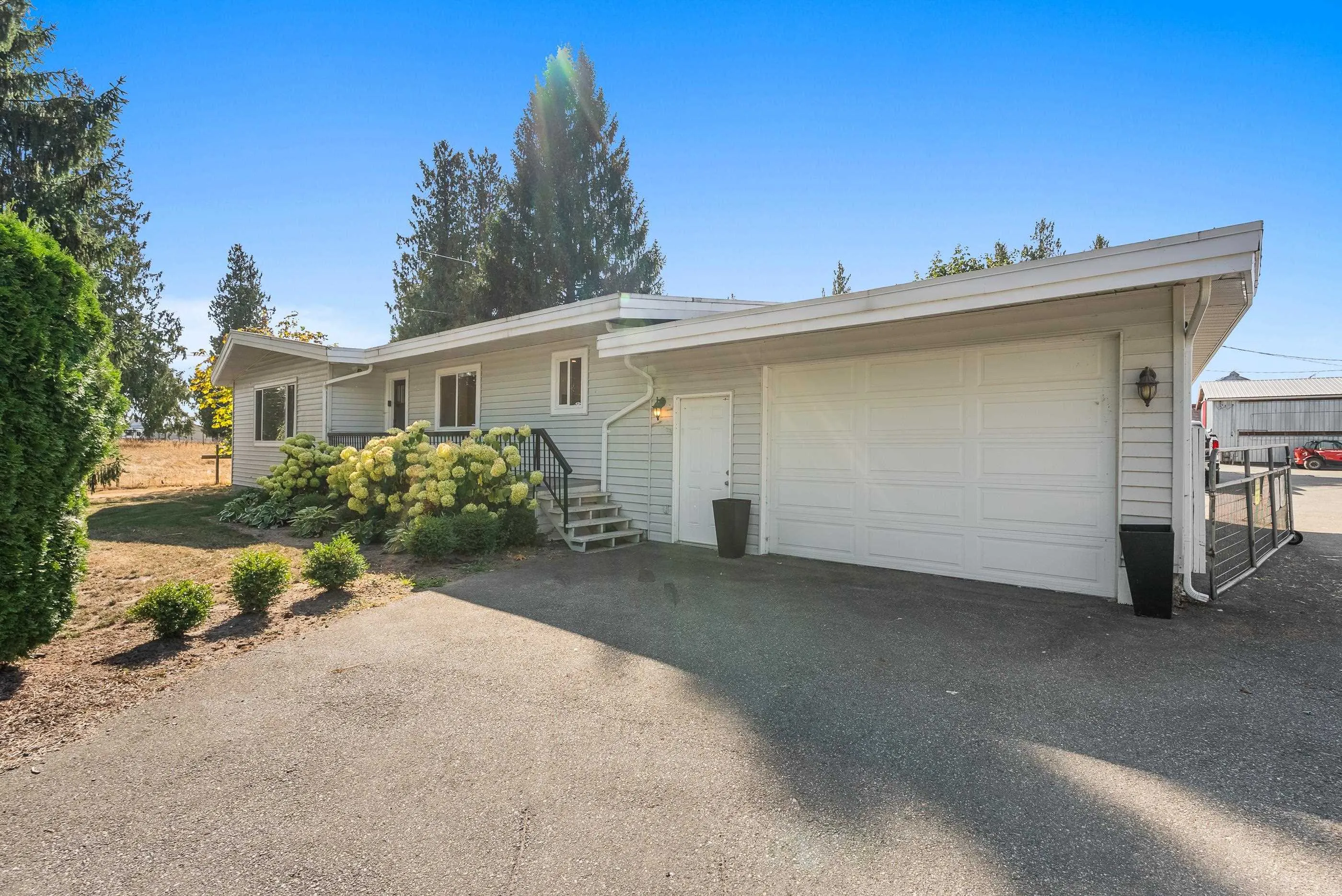 2481 Lefeuvre Road
