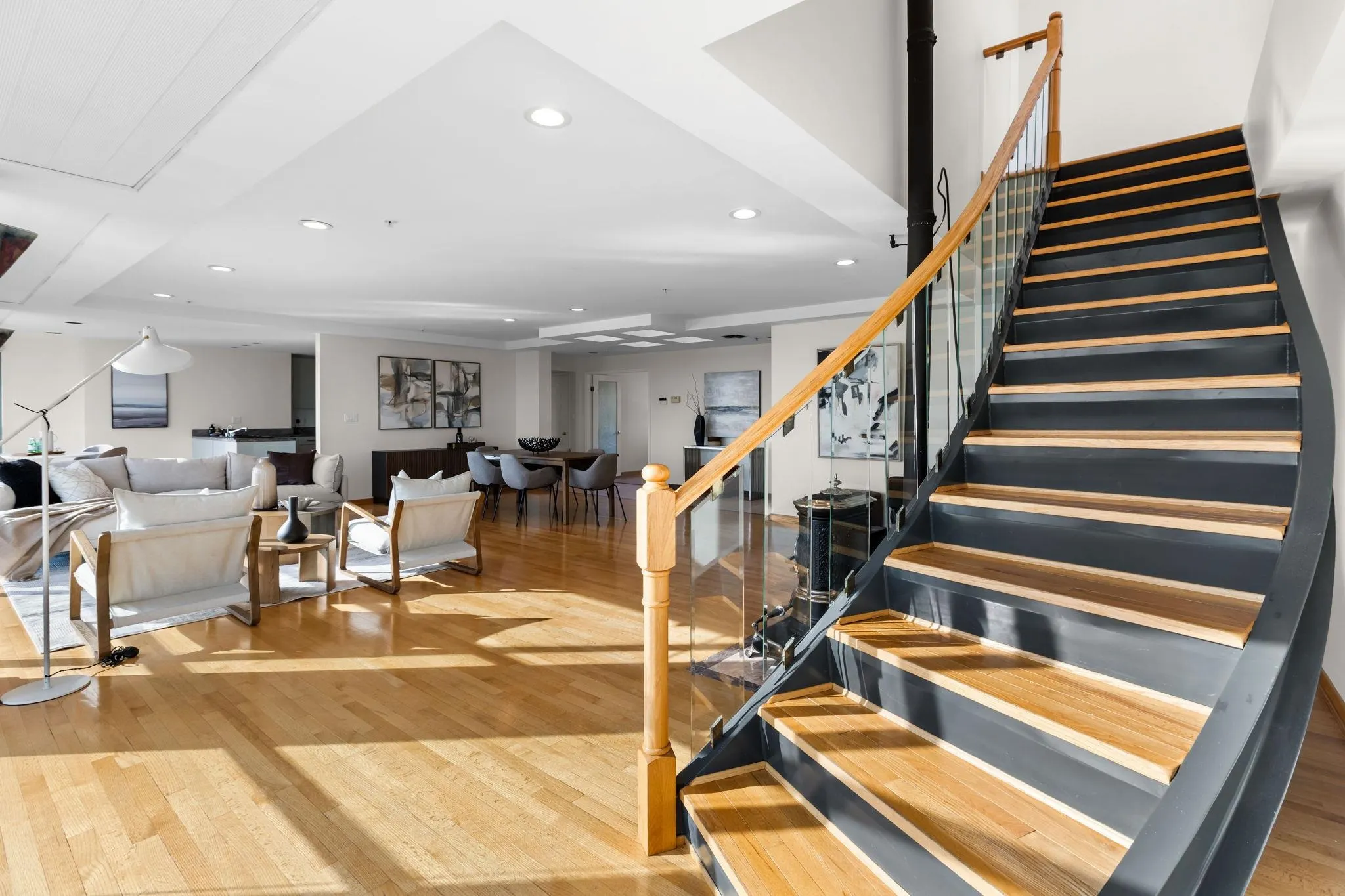 1233 Beach Avenue #901