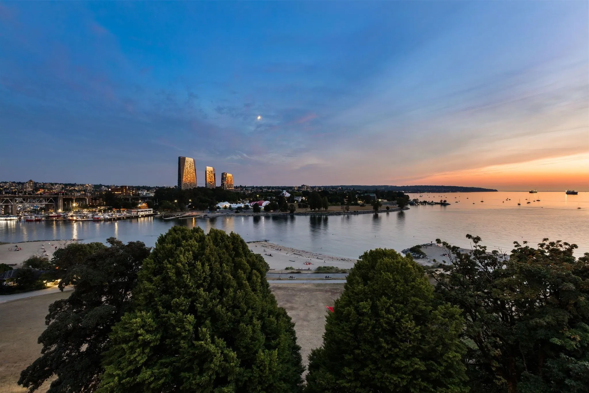 1233 Beach Avenue #901