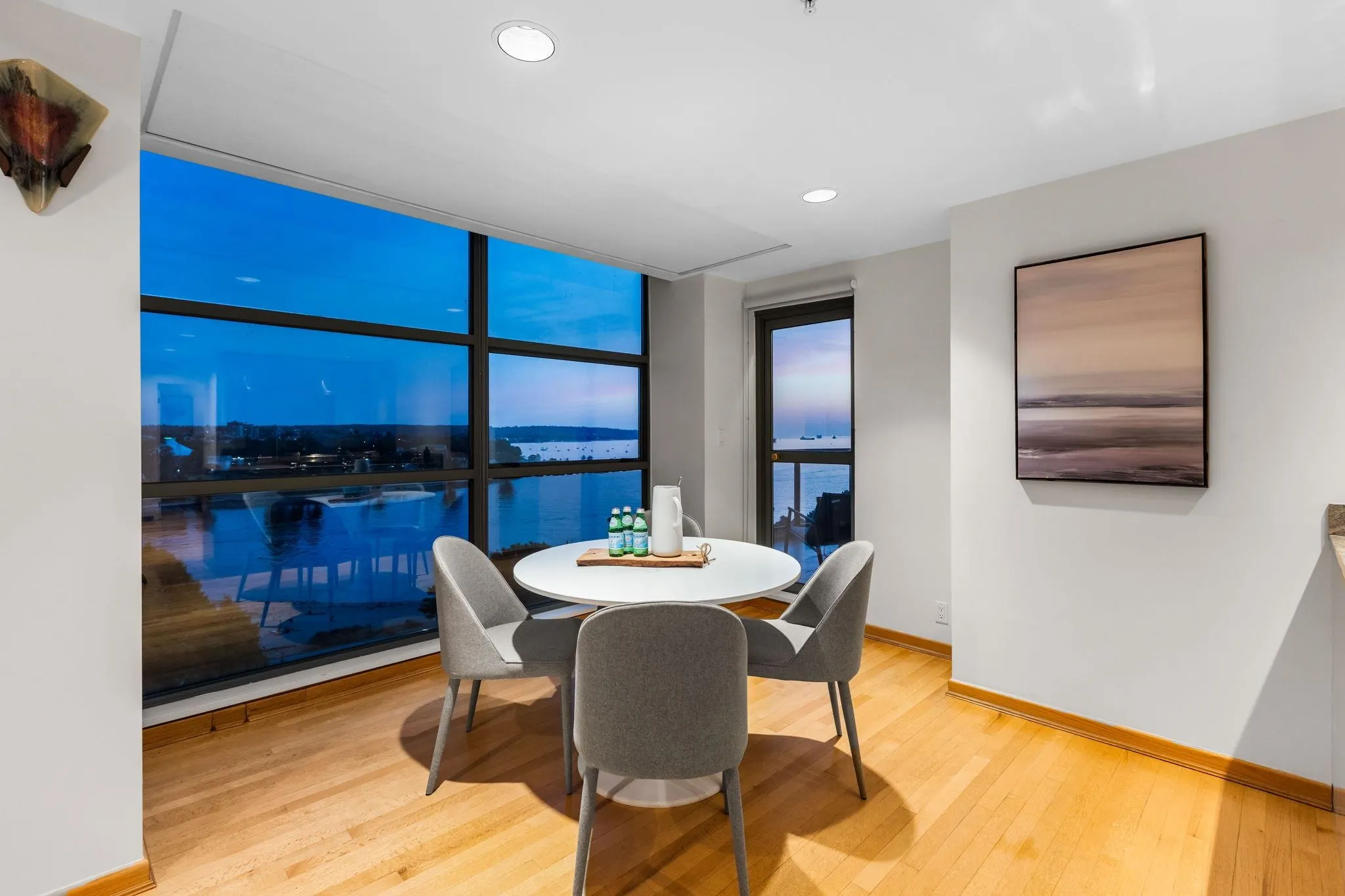 1233 Beach Avenue #901