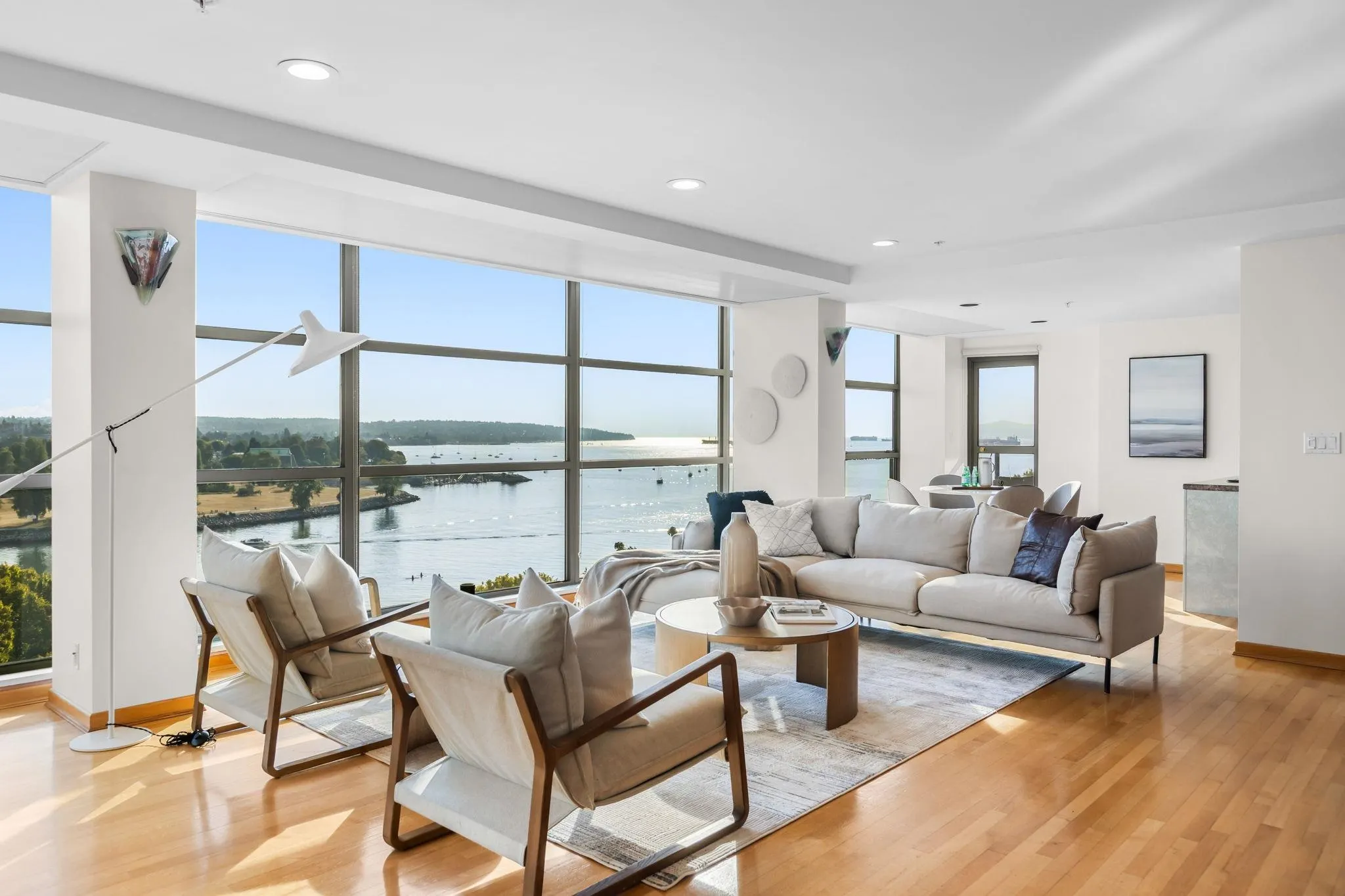 1233 Beach Avenue #901