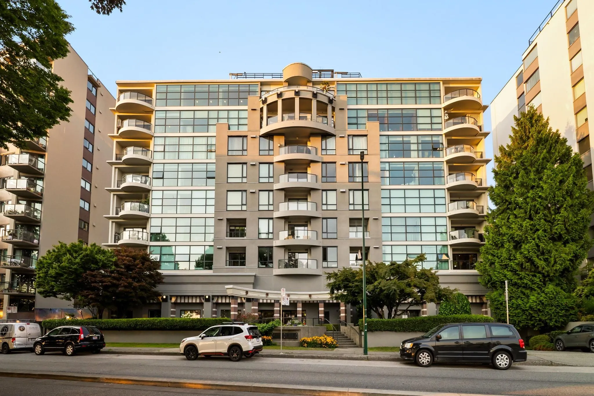 1233 Beach Avenue #901
