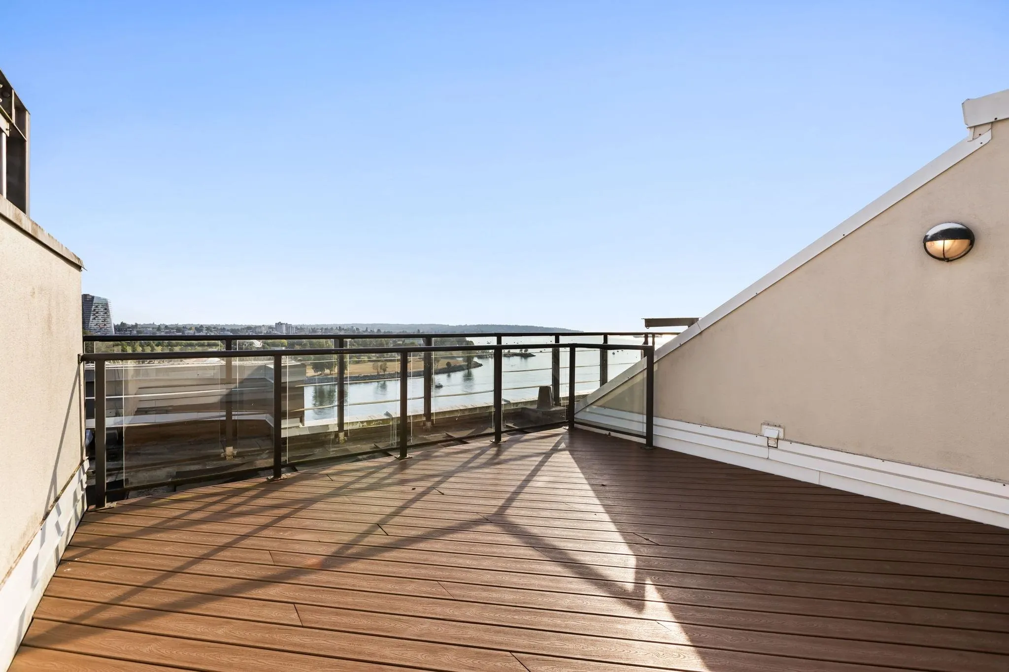 1233 Beach Avenue #901