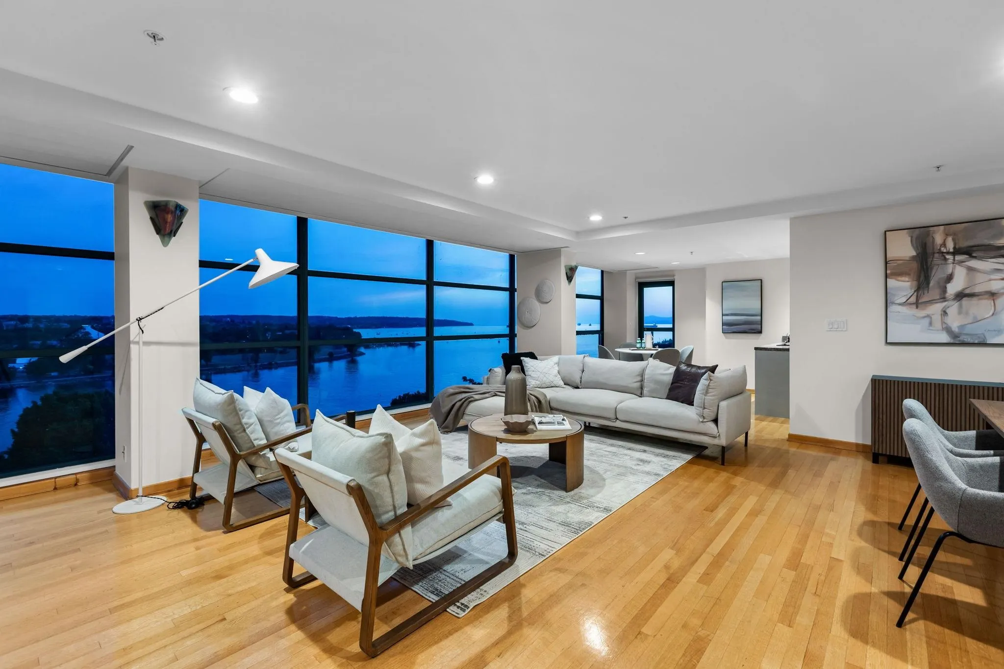 1233 Beach Avenue #901