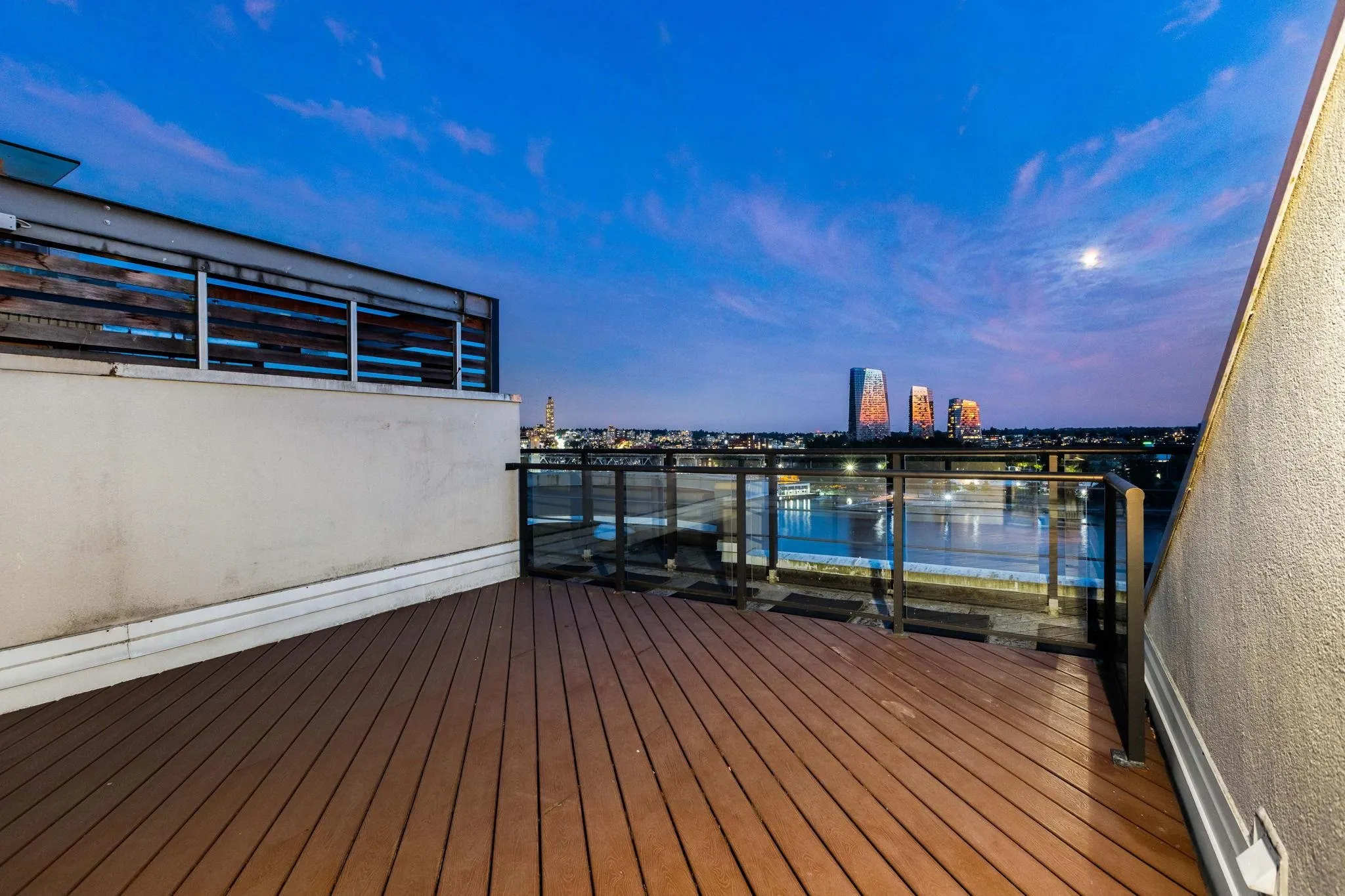 1233 Beach Avenue #901