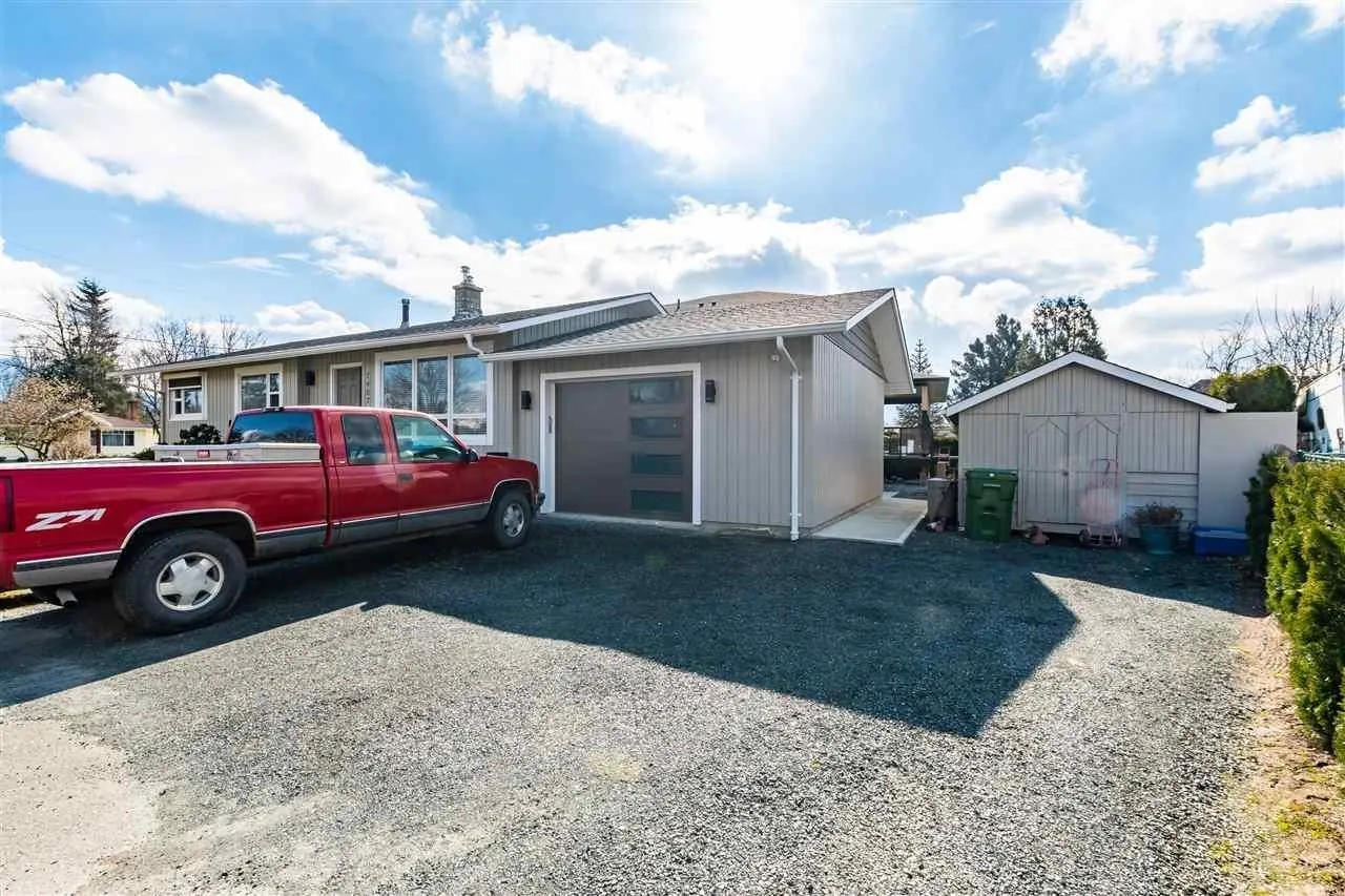7407 Crestwood Drive