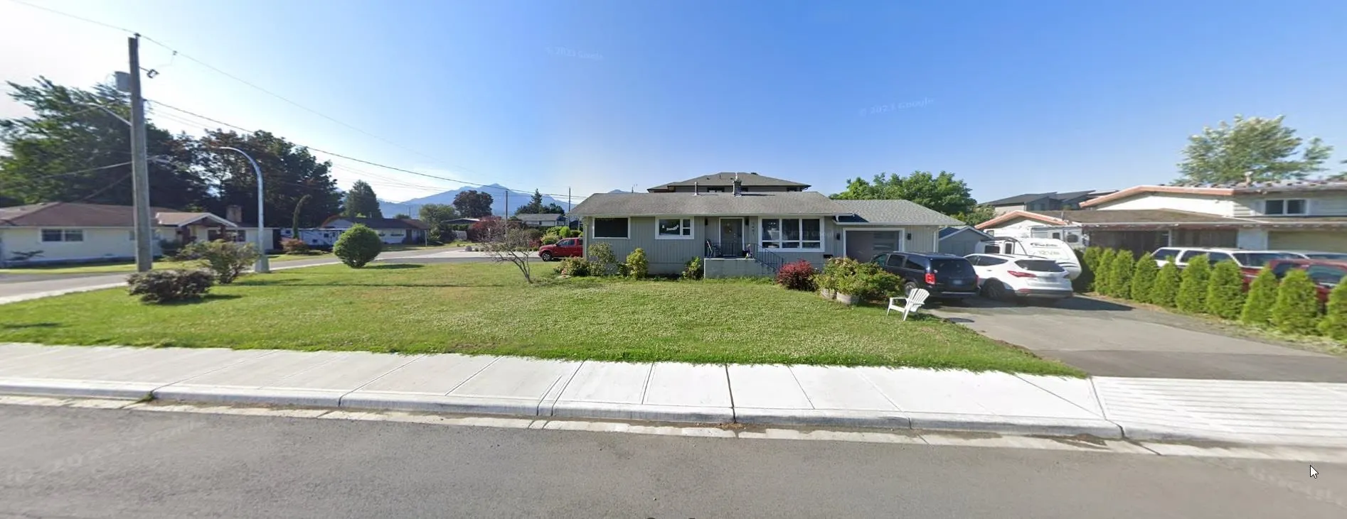 7407 Crestwood Drive