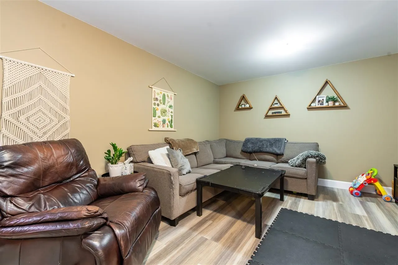 7407 Crestwood Drive