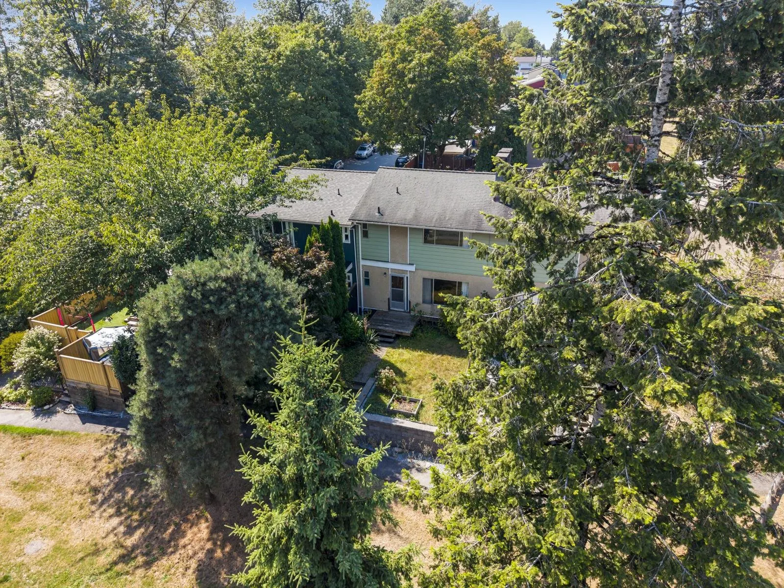 1310 Tina Way