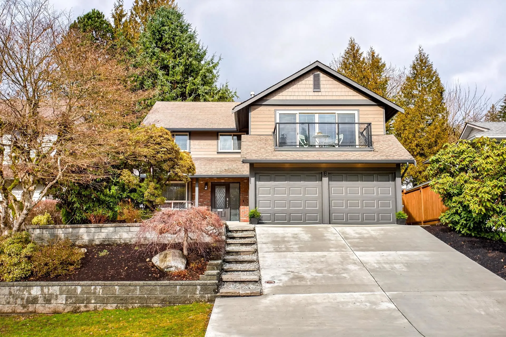969 Mansfield Crescent