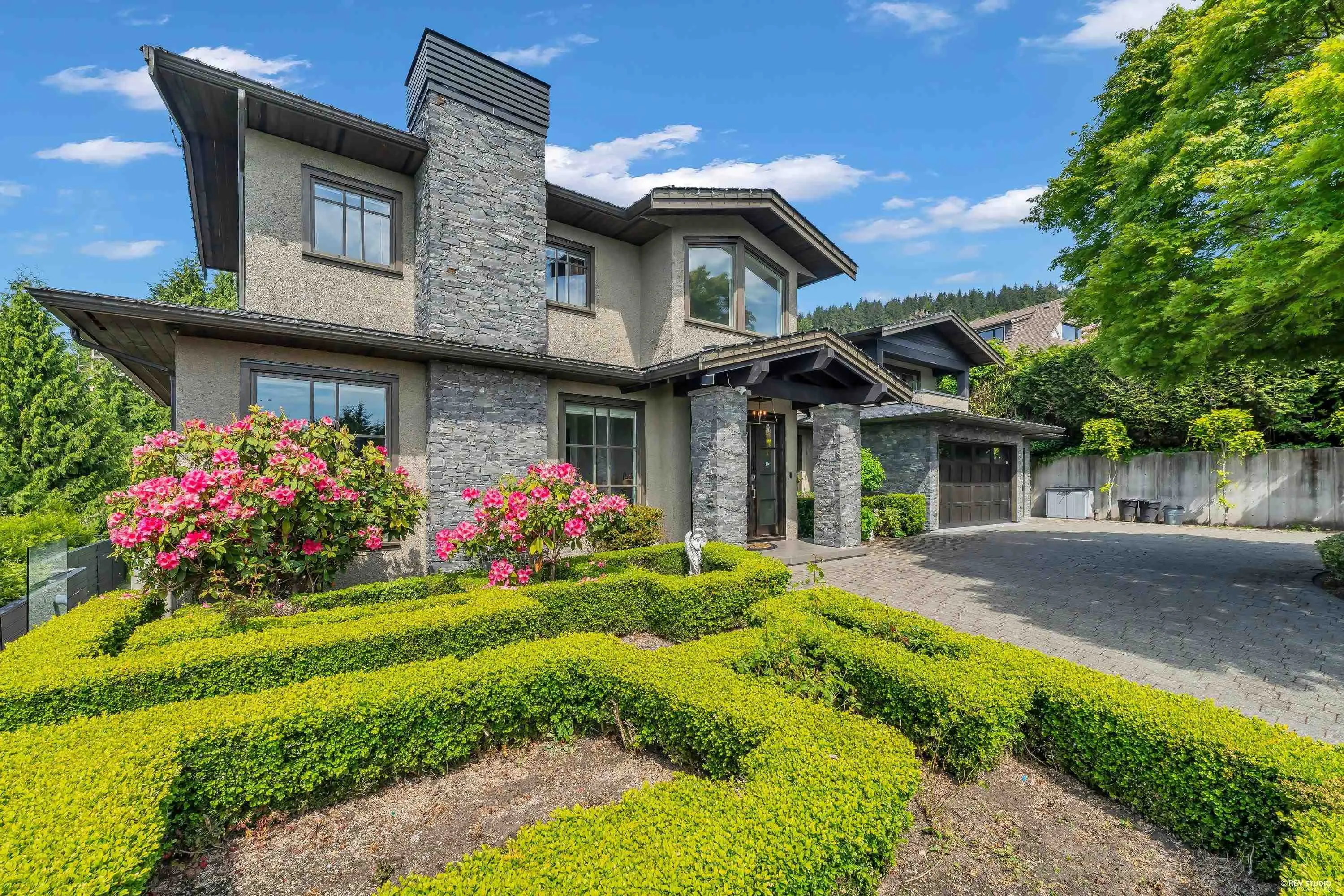 1108 Highland Place