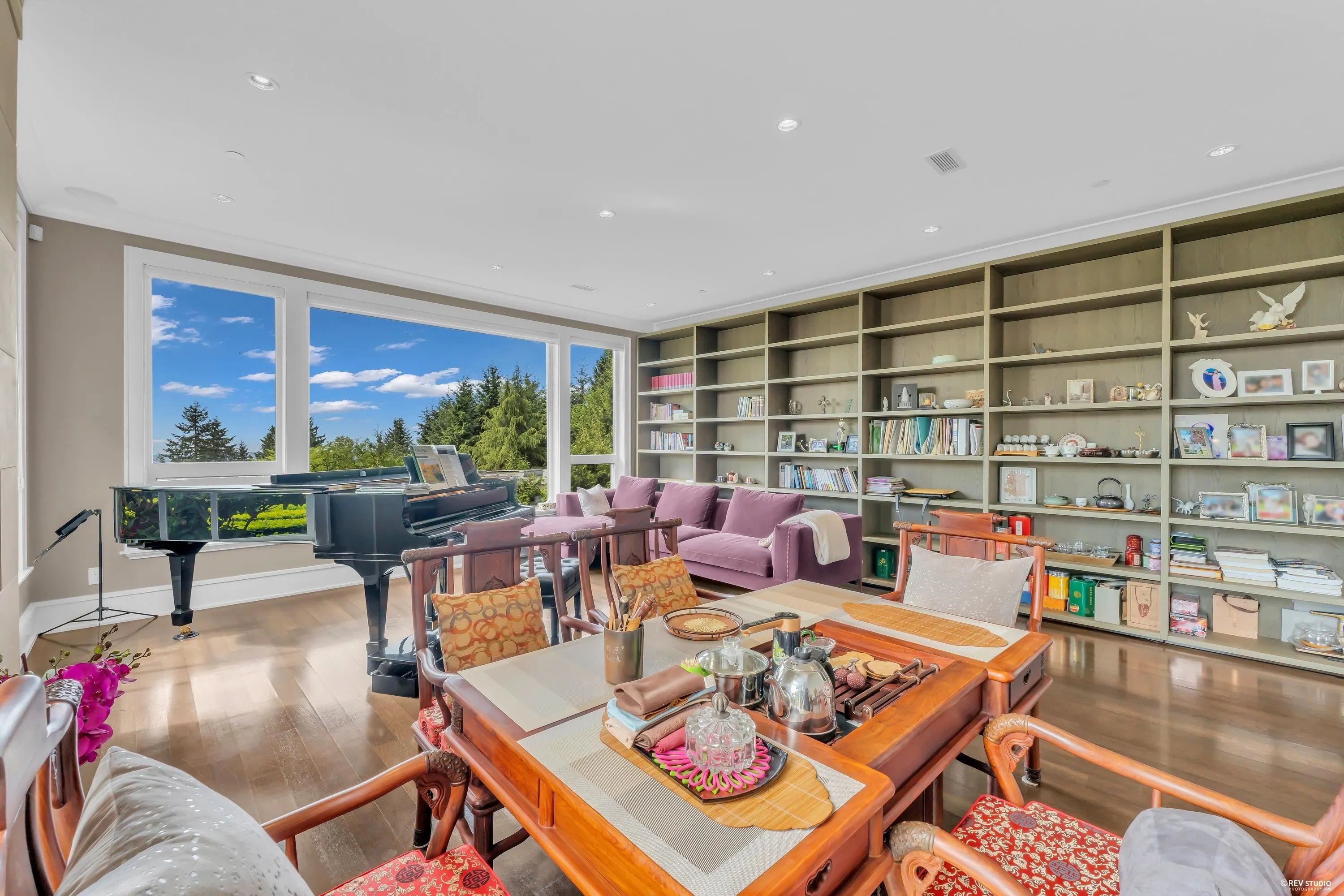 1108 Highland Place