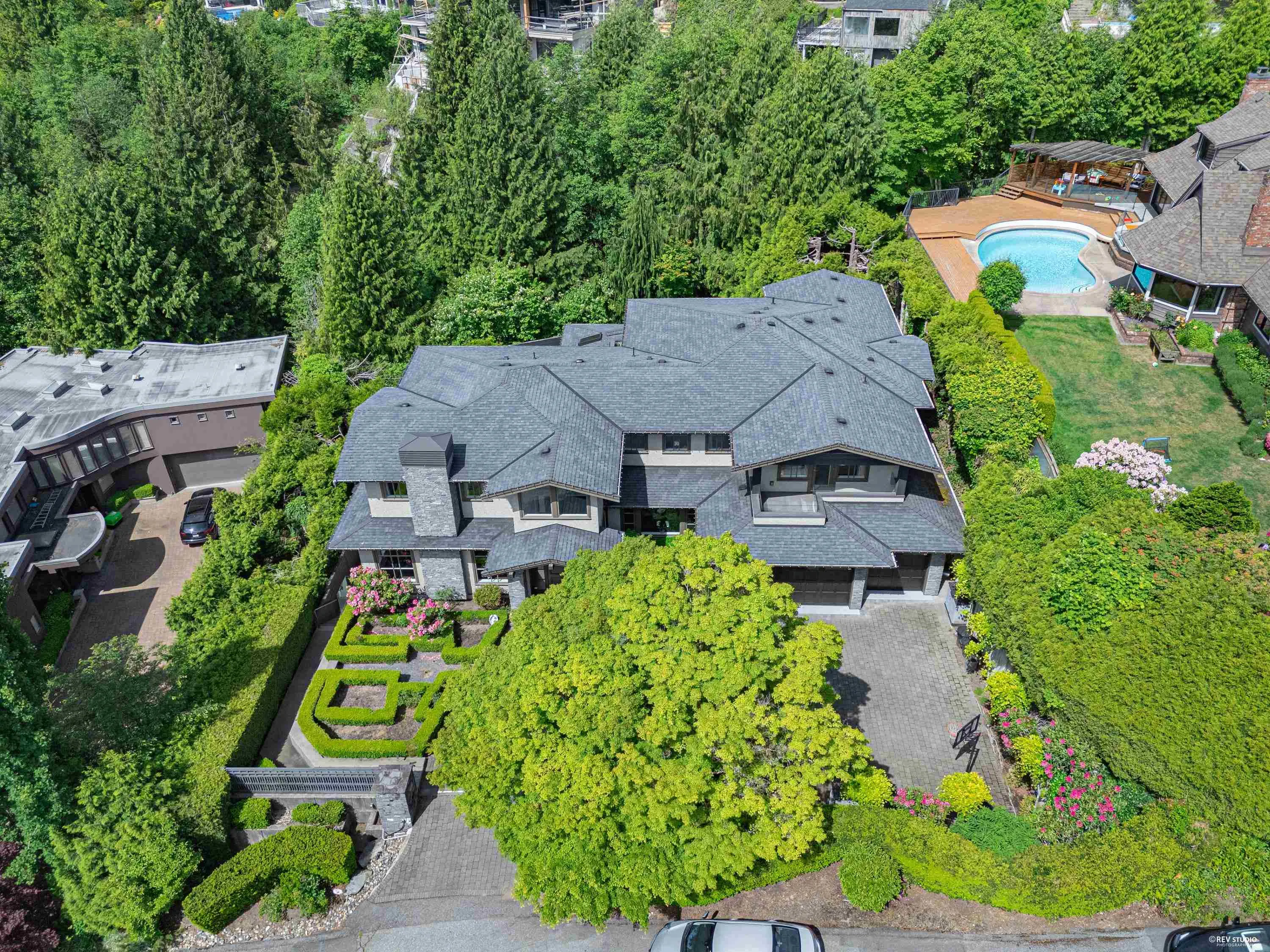 1108 Highland Place