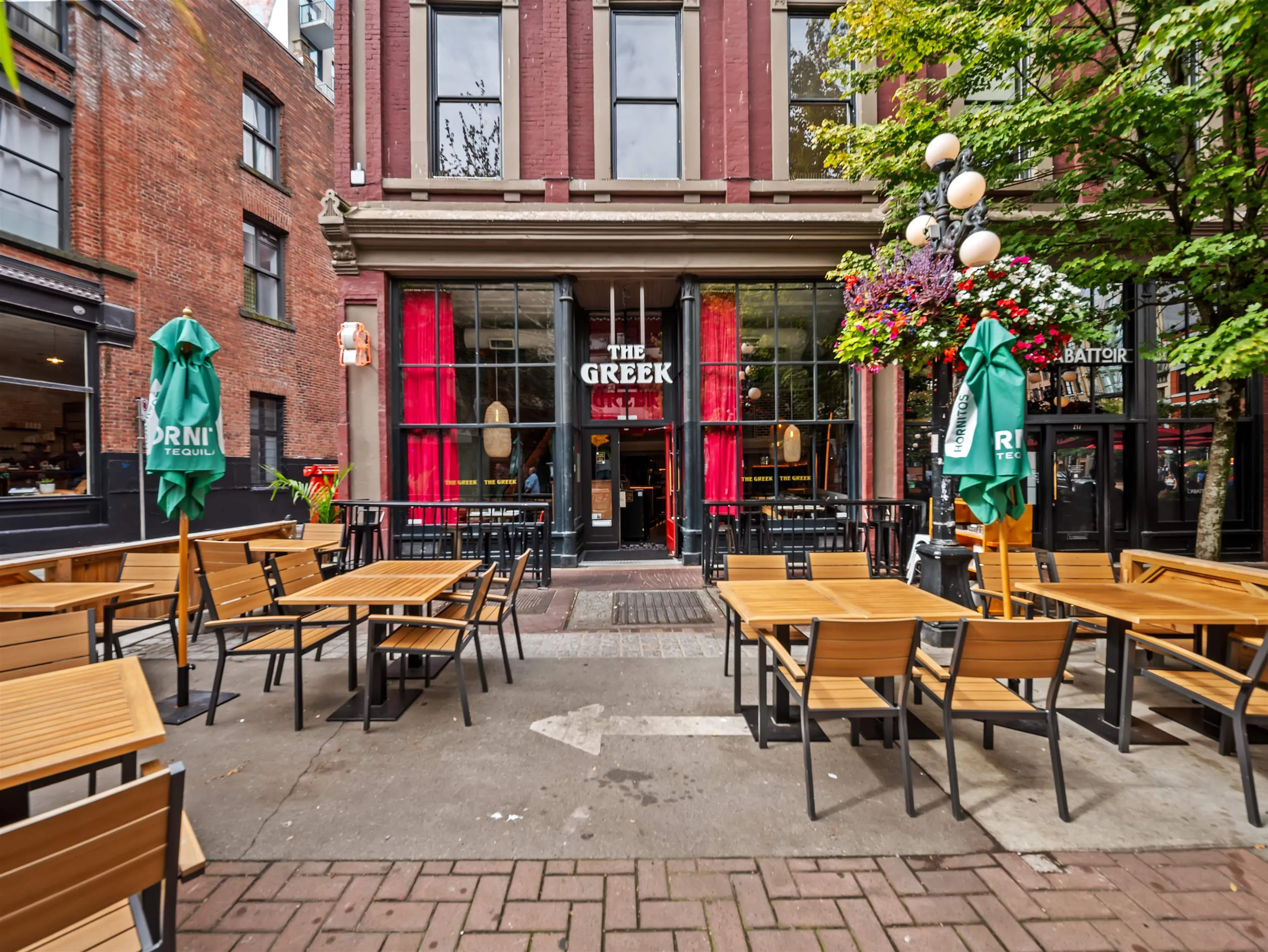47 E Cordova Street