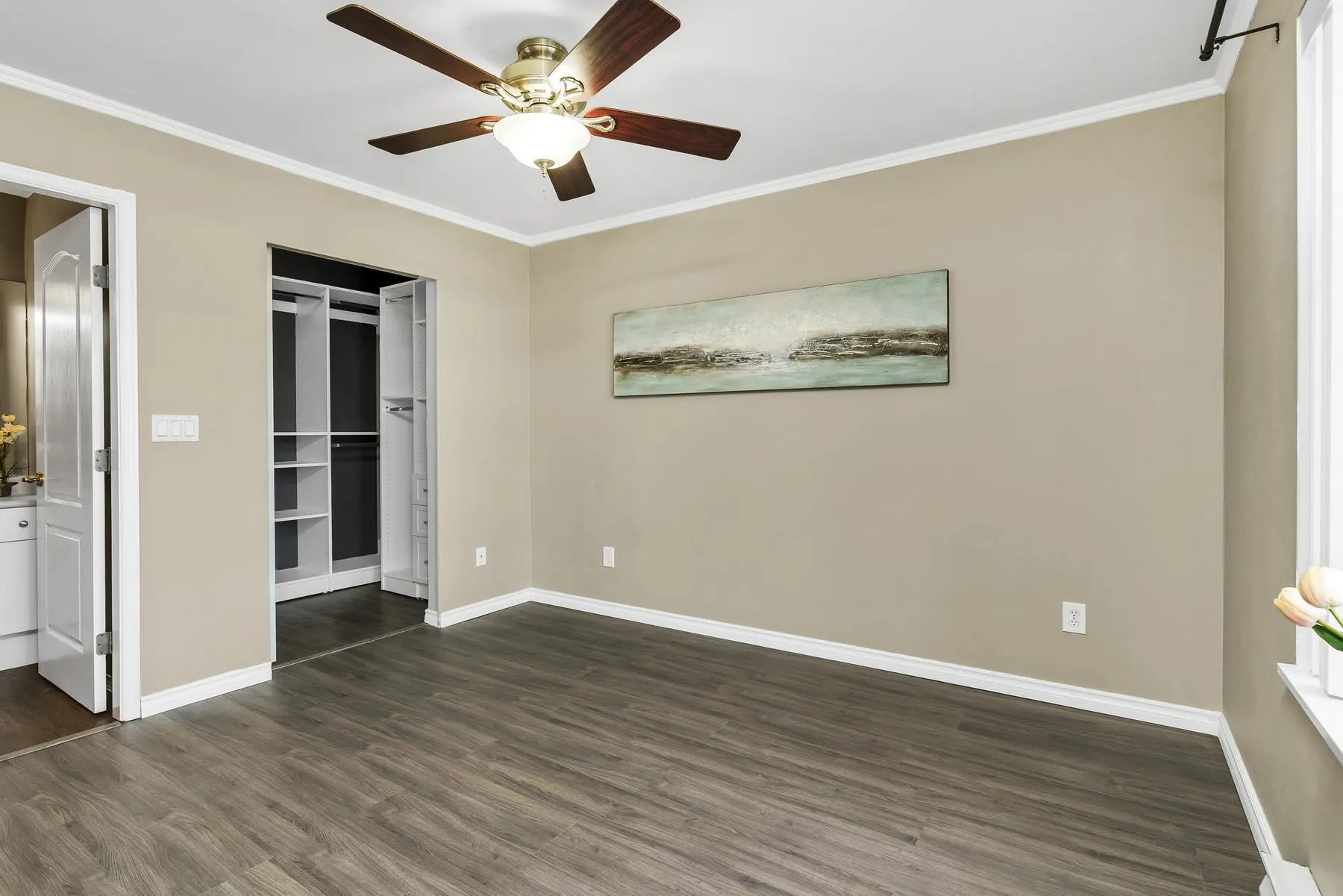 2340 Hawthorne Avenue #404