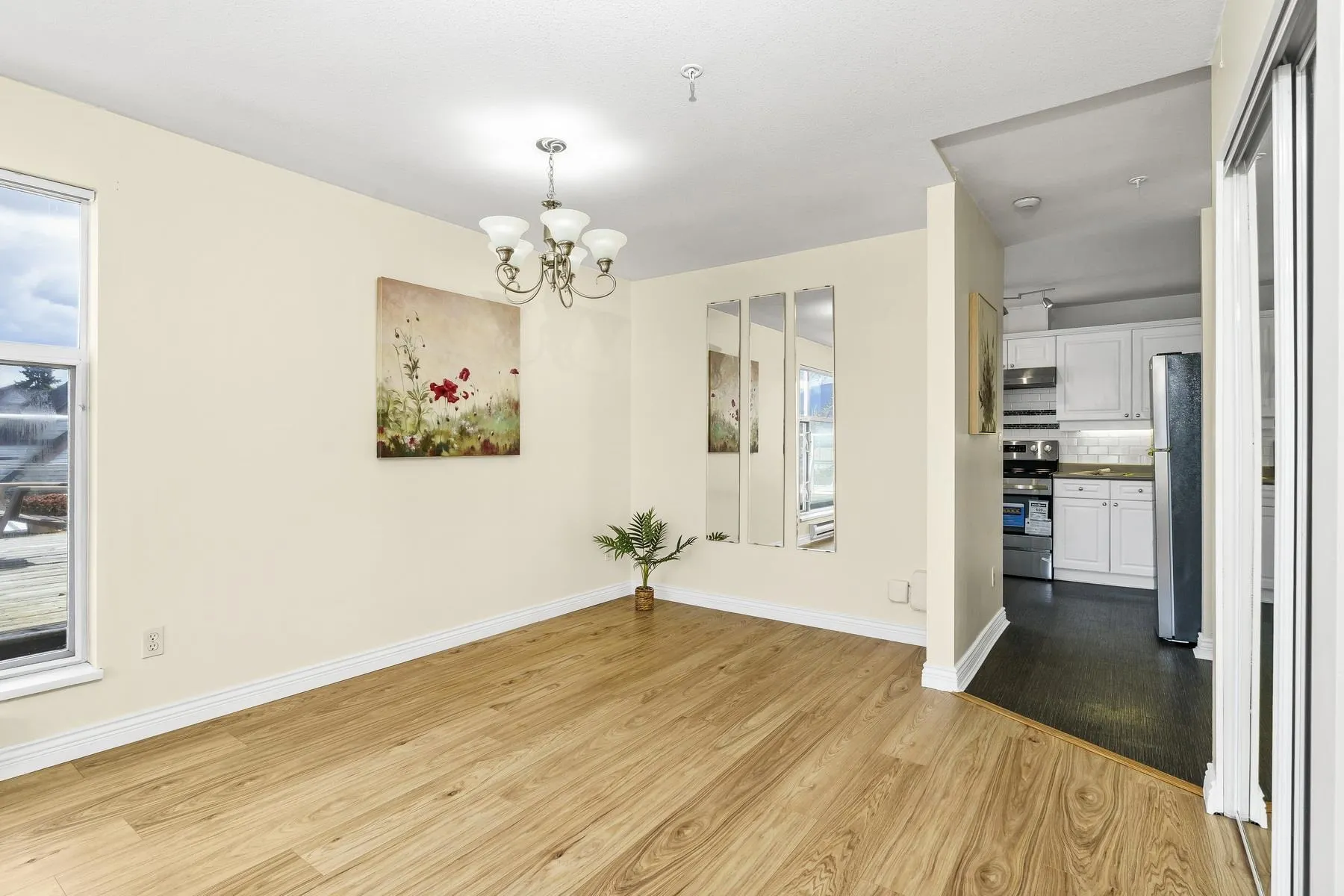 2340 Hawthorne Avenue #404