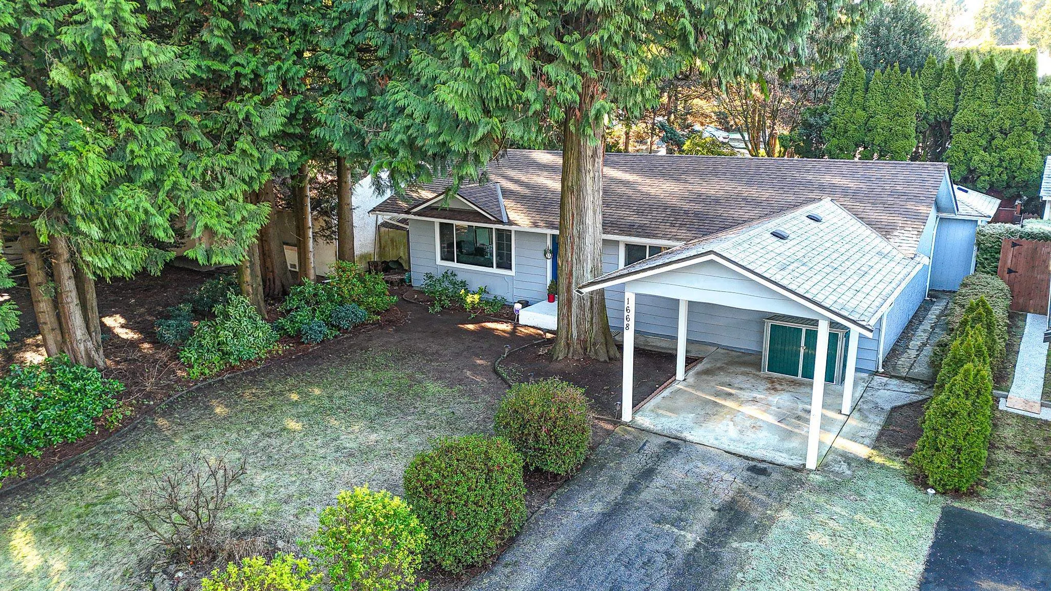 1668 Connaught Drive