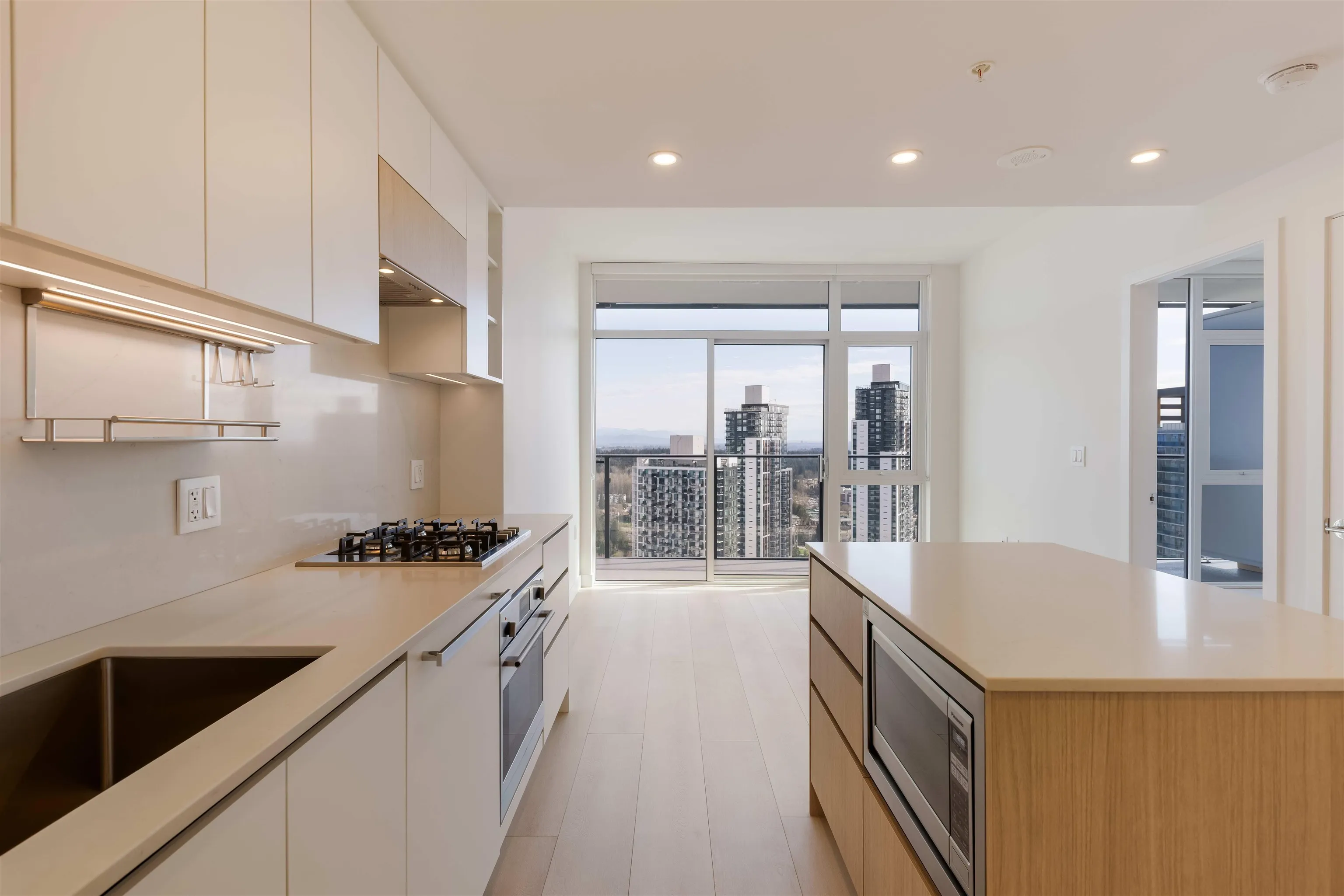 13573 98a Avenue Avenue #3311