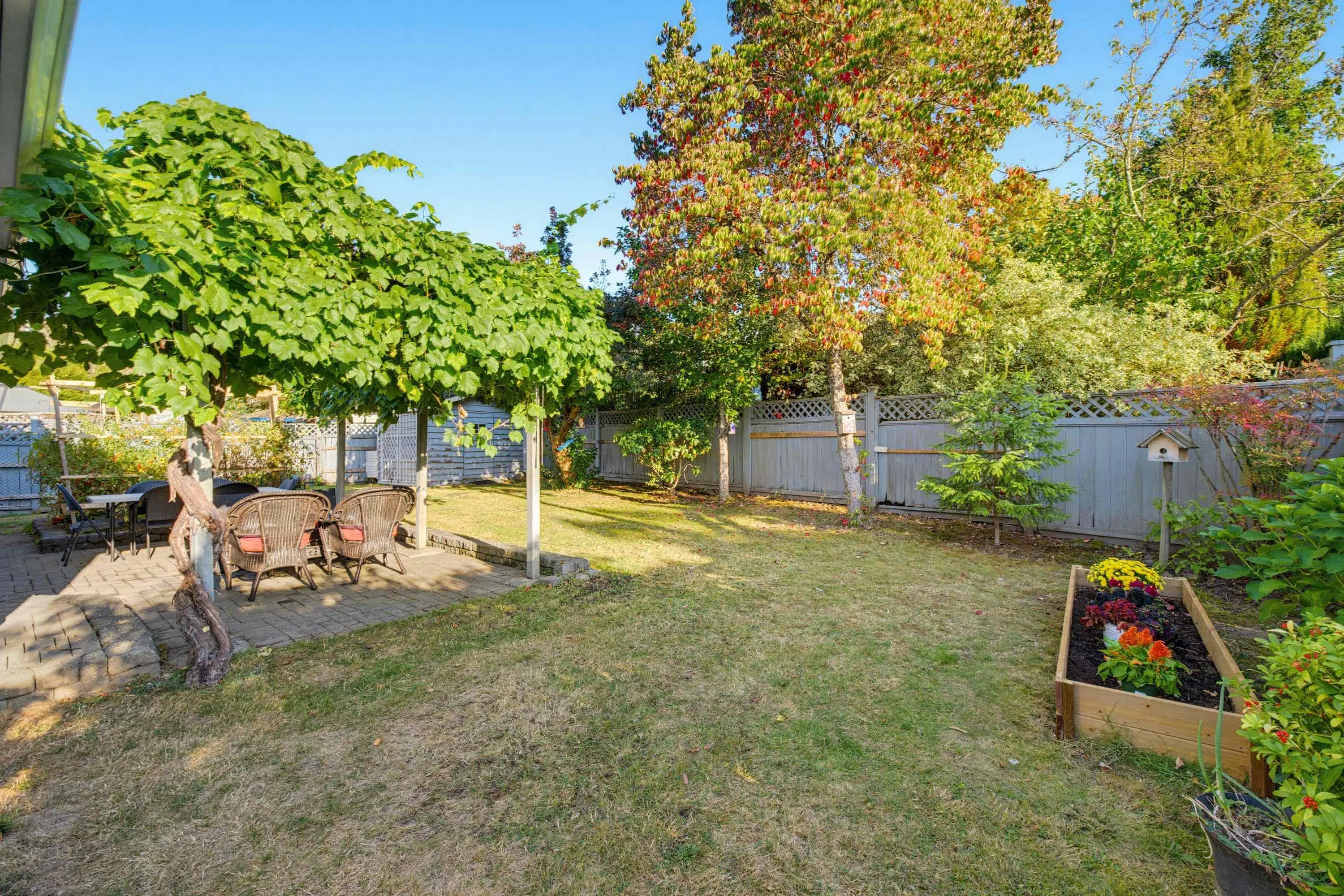 21556 86a Crescent
