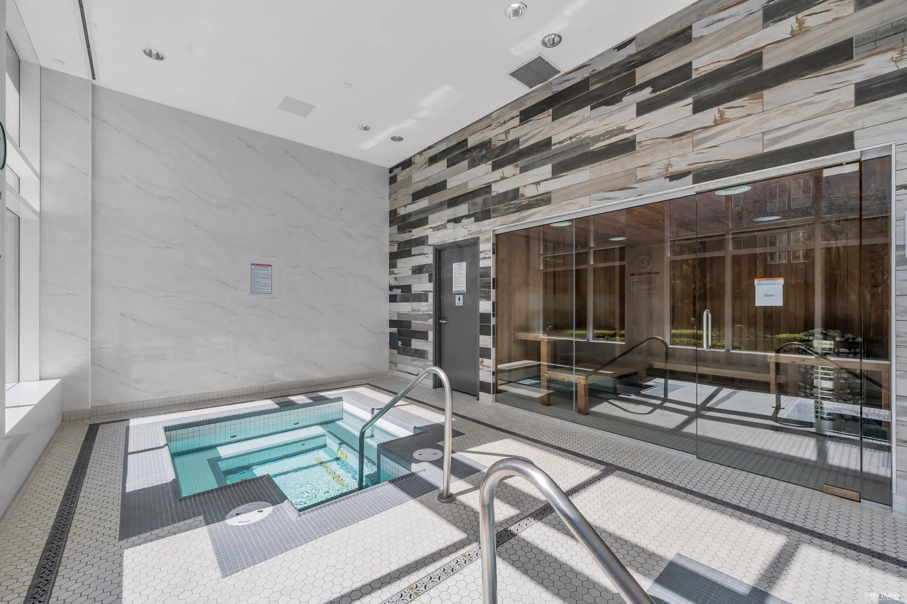 4900 Lennox Lane #2101