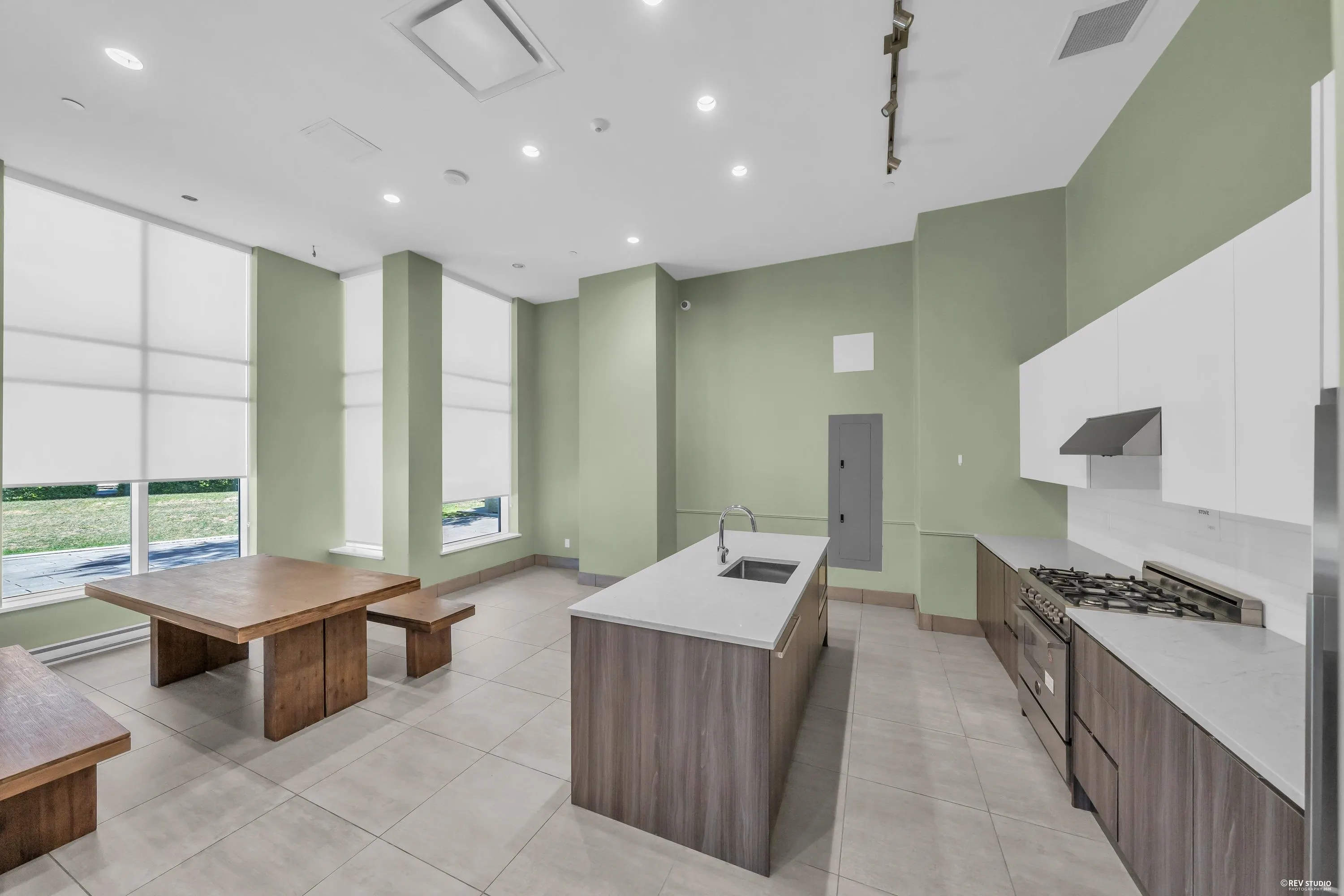 4900 Lennox Lane #2101