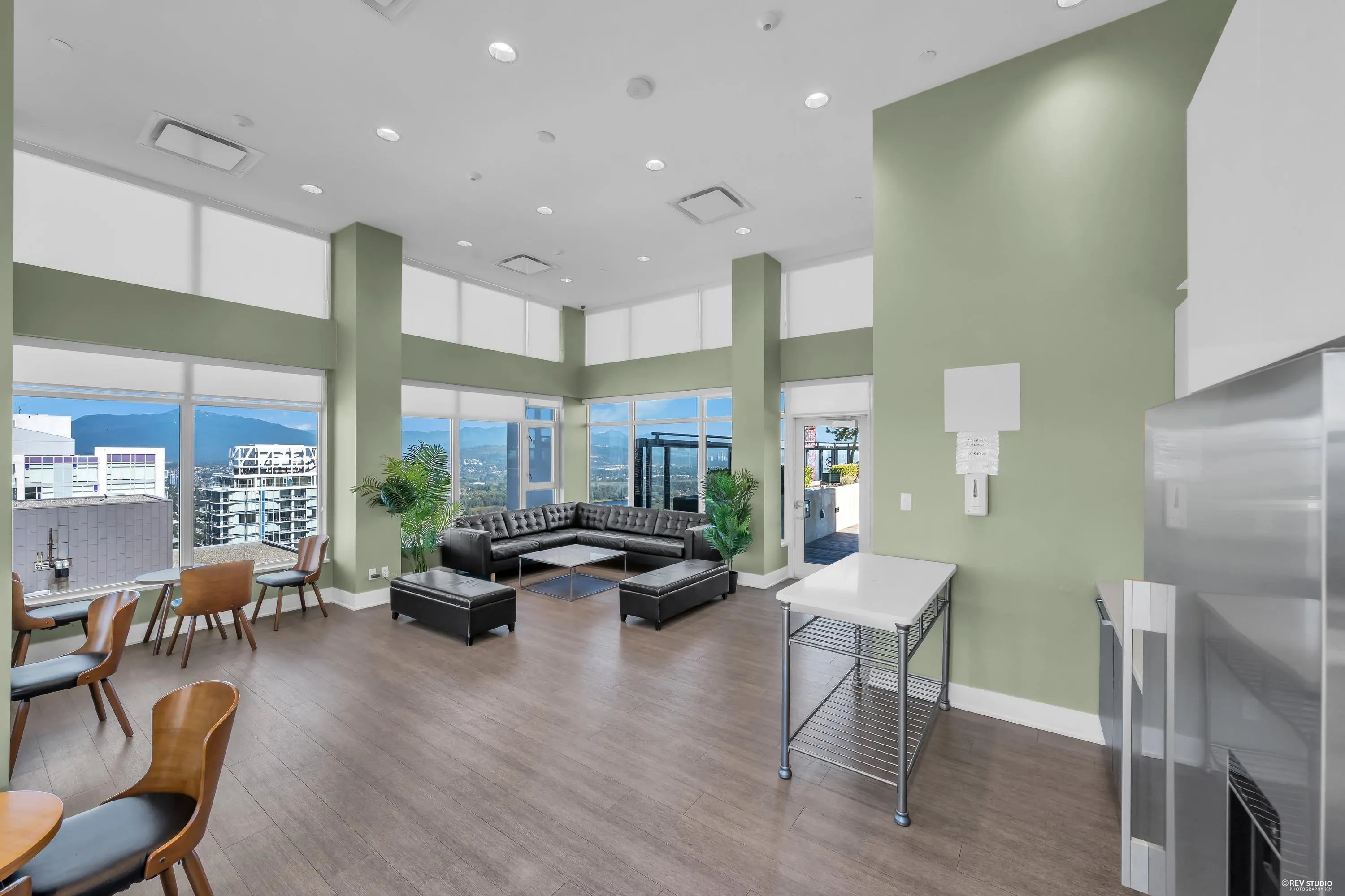 4900 Lennox Lane #2101