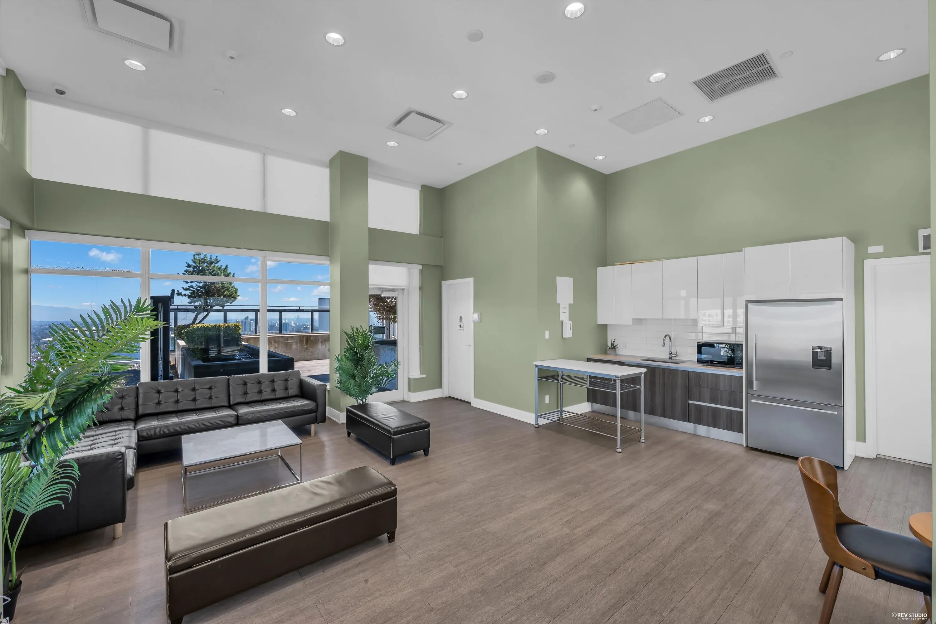 4900 Lennox Lane #2101