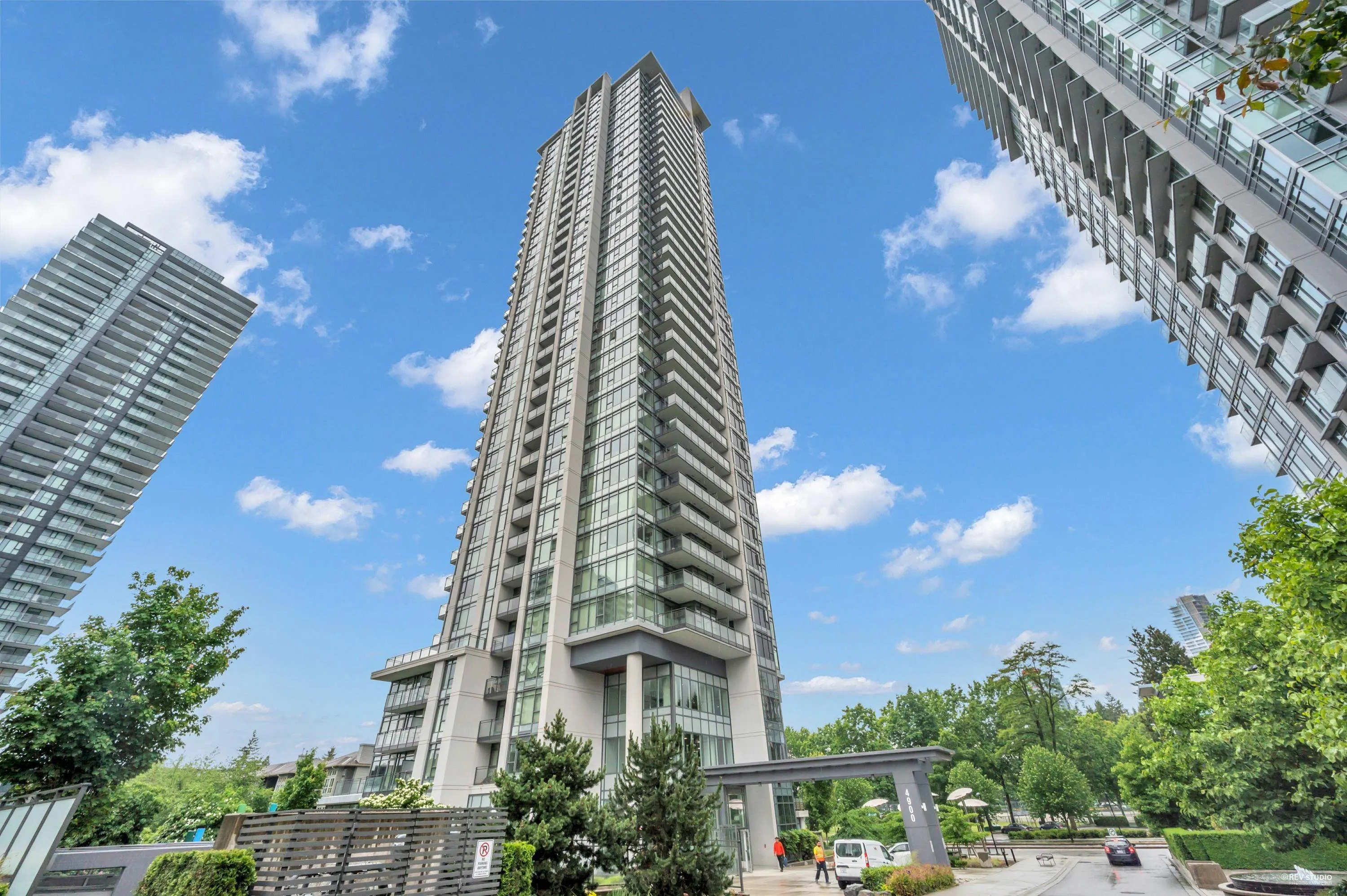4900 Lennox Lane #2101