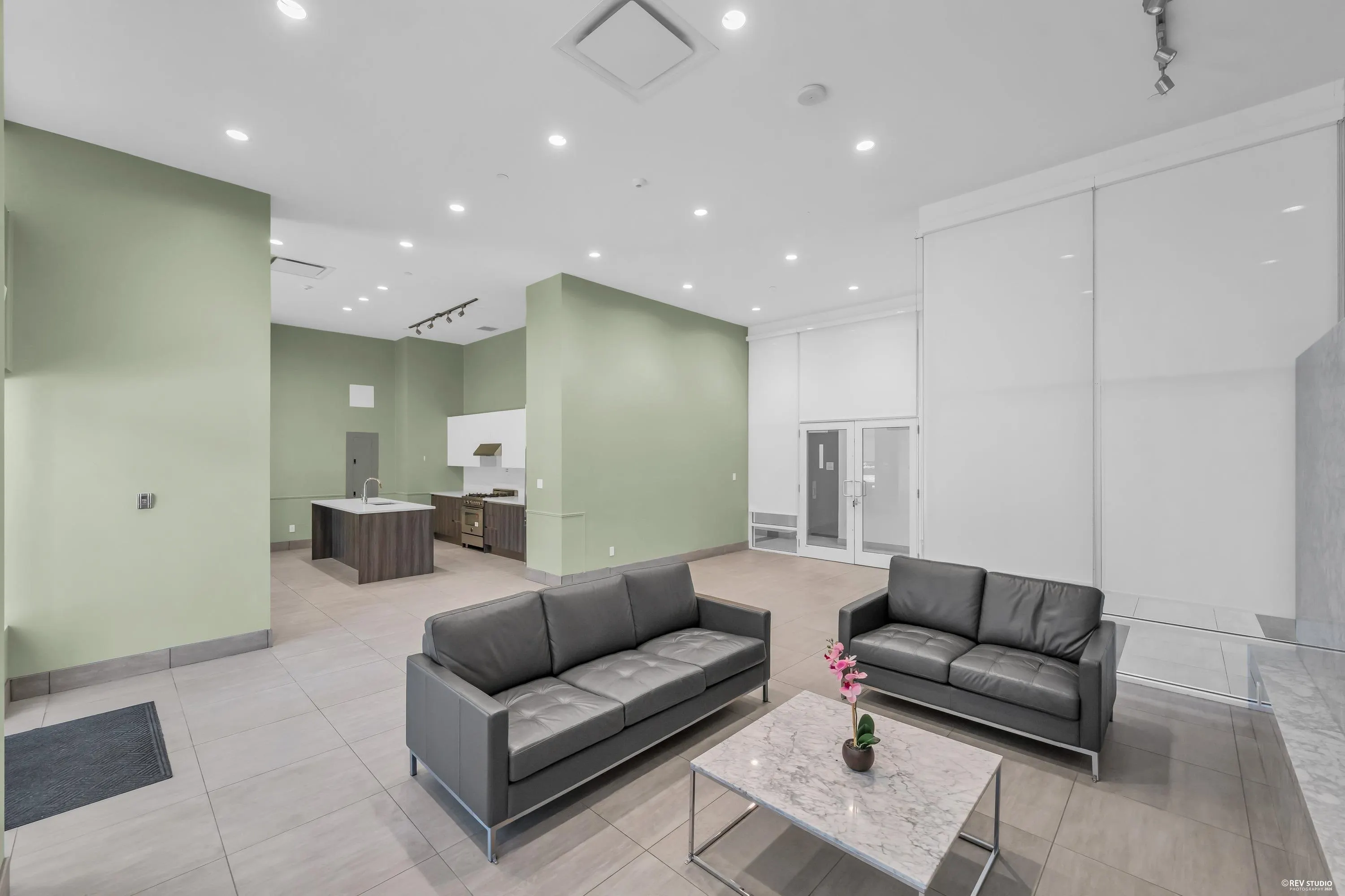 4900 Lennox Lane #2101